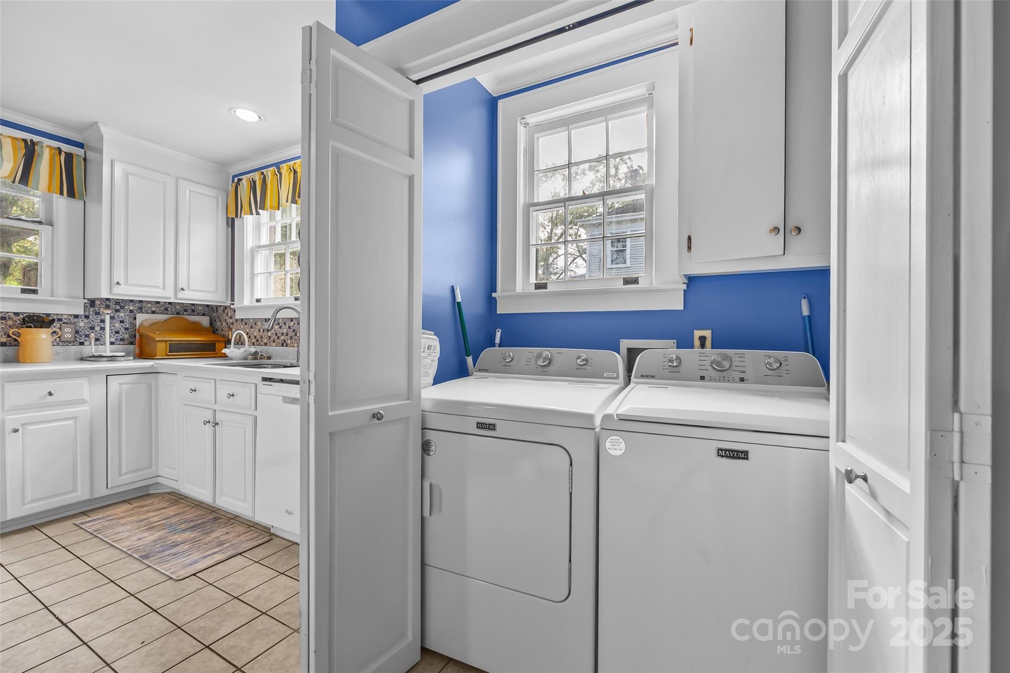 9 S Central Avenue Property Photo 30