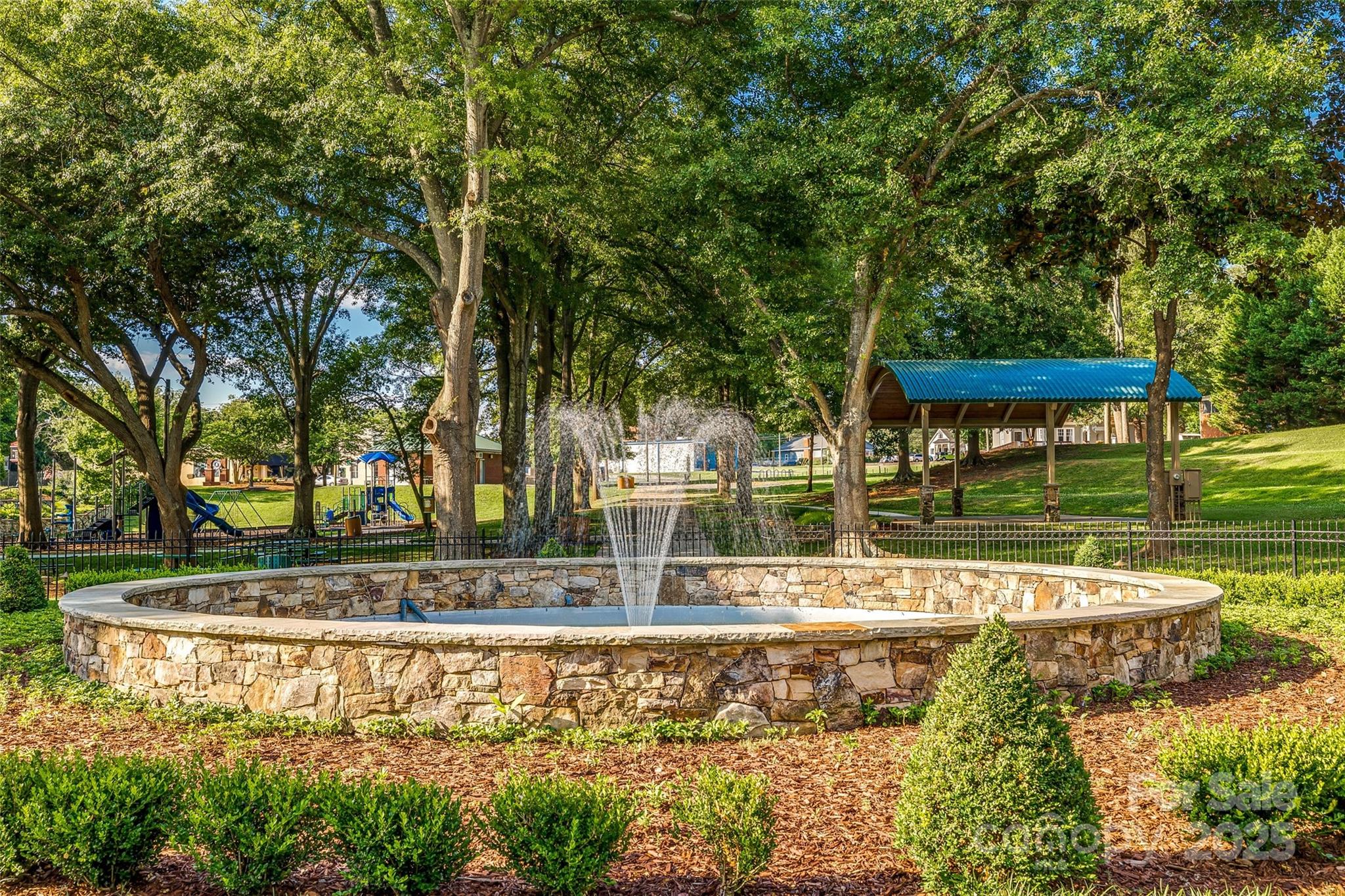 9 S Central Avenue Property Photo 45