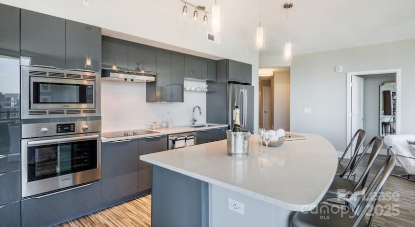 225 S Poplar Street A2 Property Photo 42