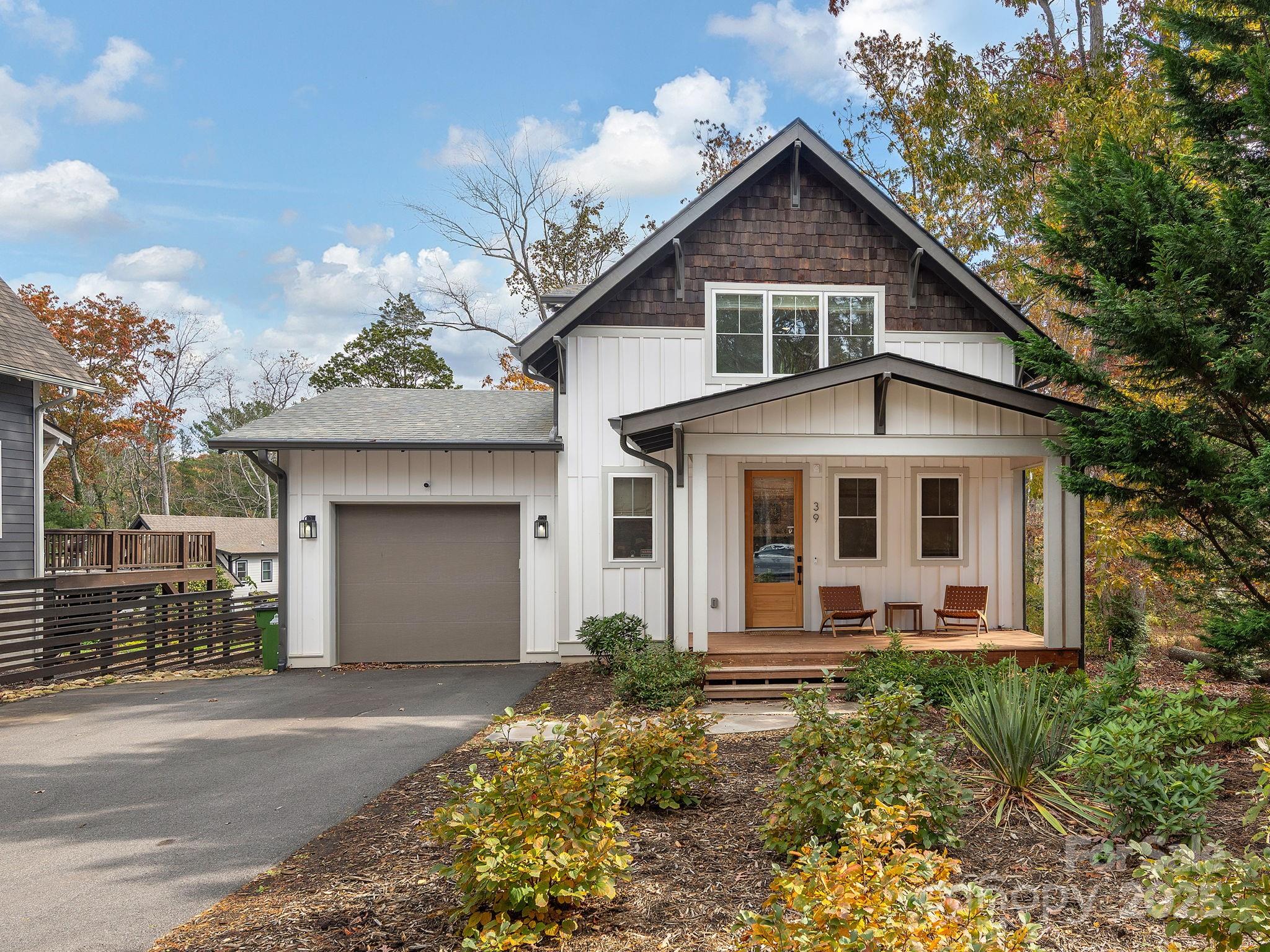 39 Cisco Road Property Photo 1