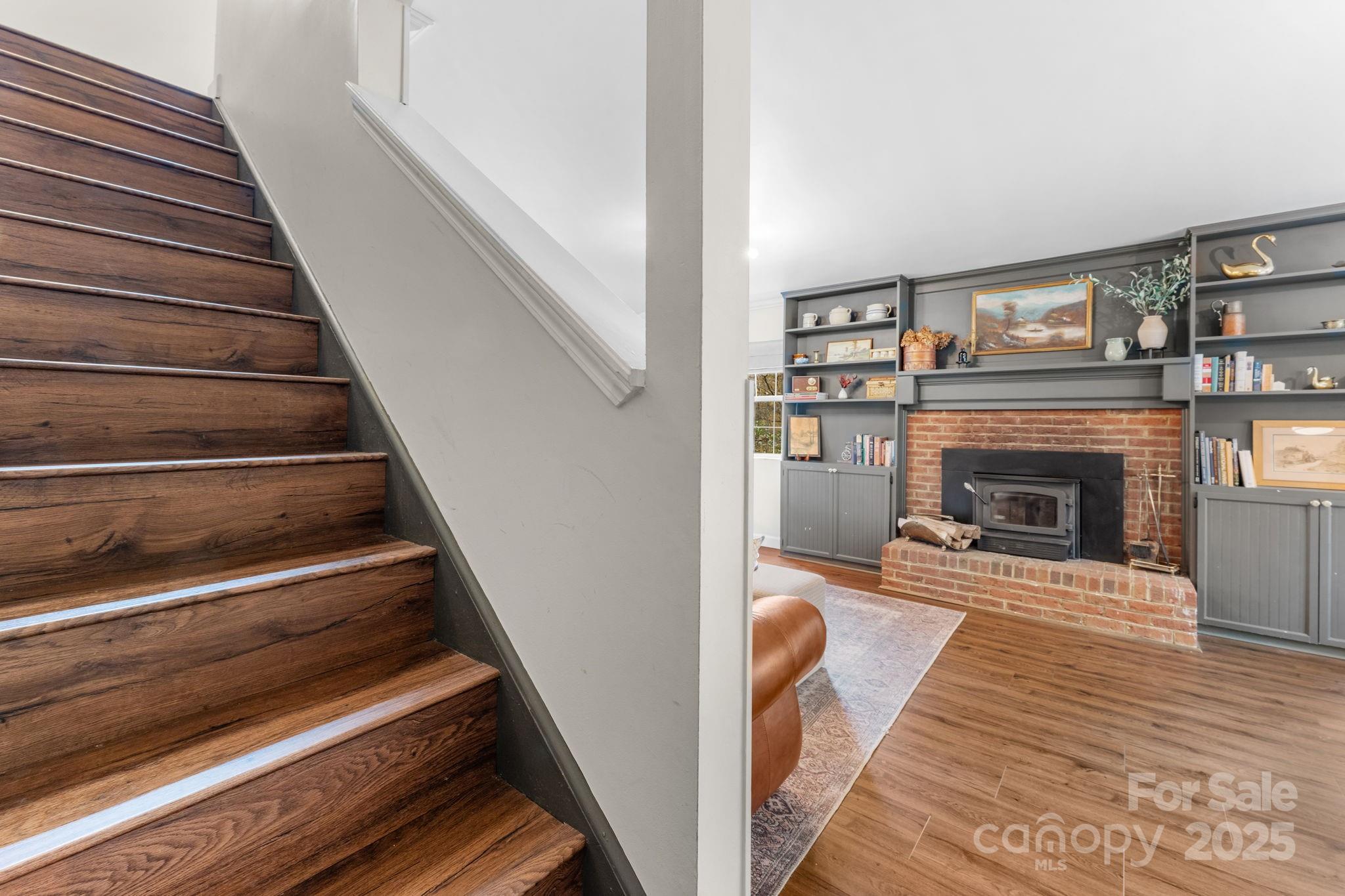 219 Five Star Drive Property Photo 18