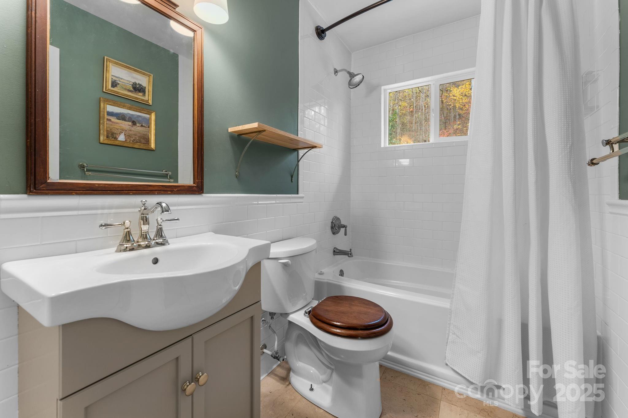 219 Five Star Drive Property Photo 21