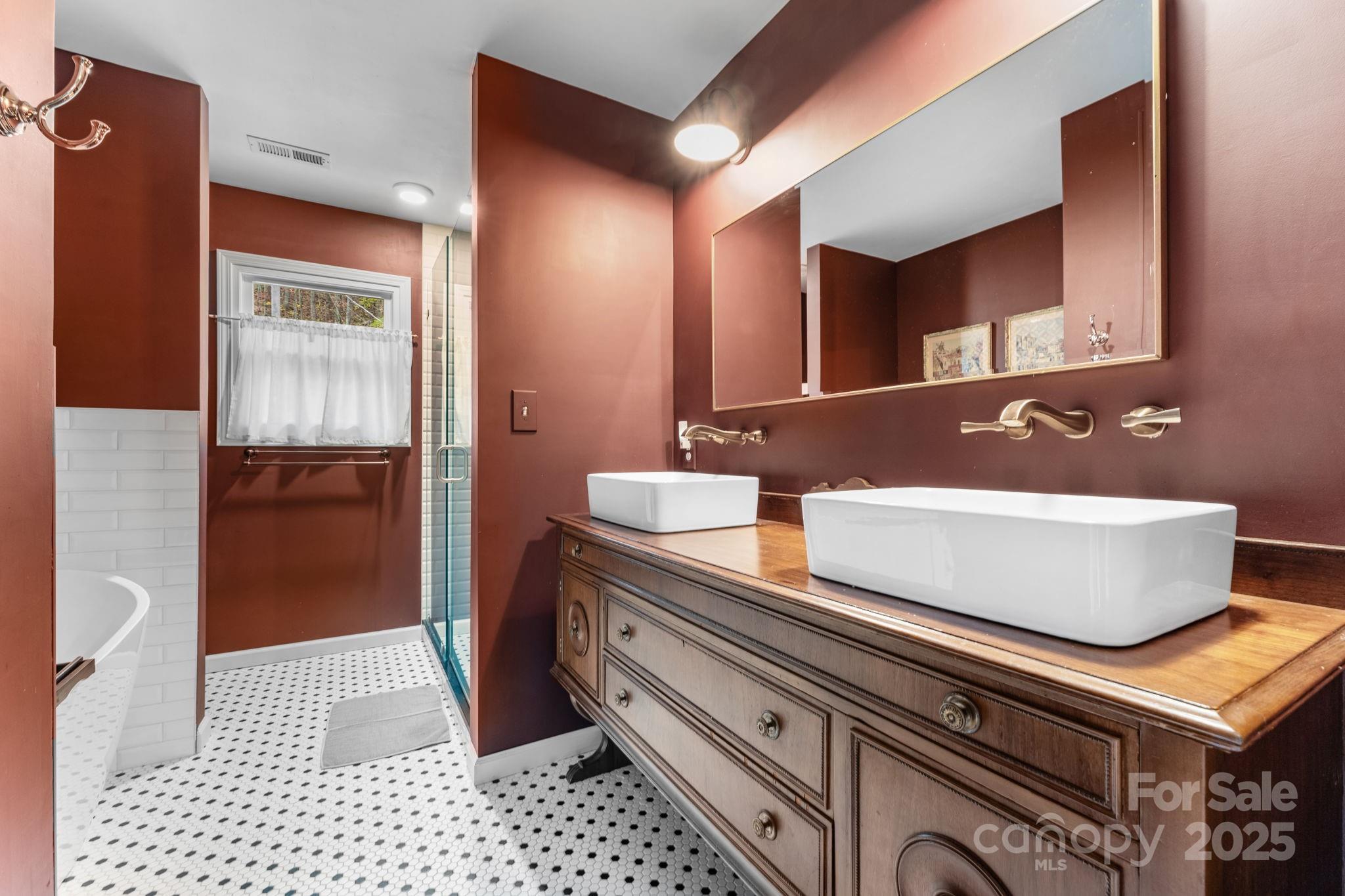 219 Five Star Drive Property Photo 30