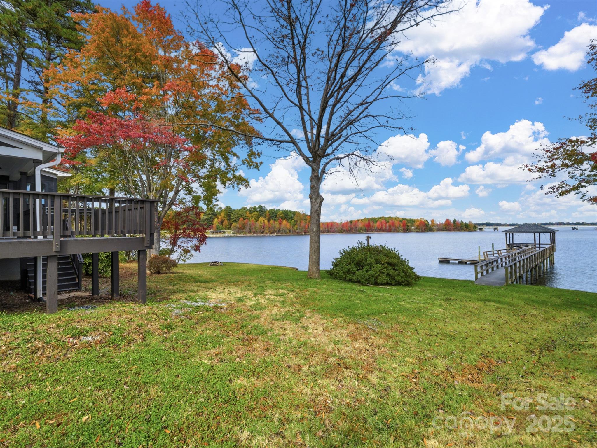 9115 Clement Circle Property Photo 4