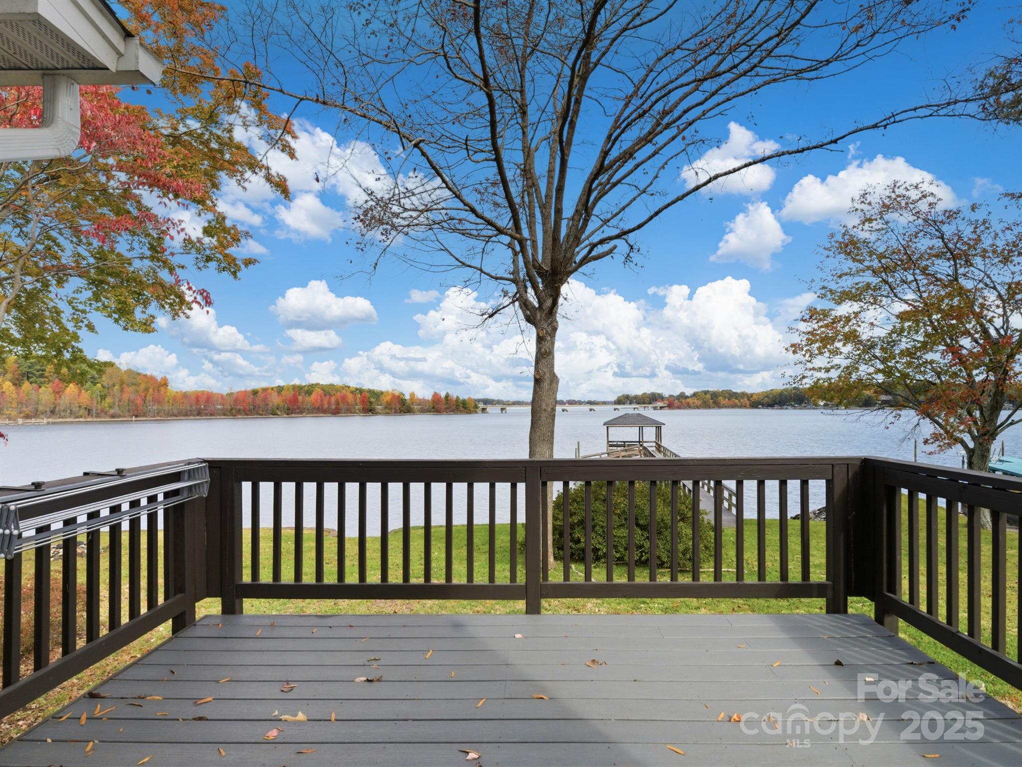 9115 Clement Circle Property Photo 7