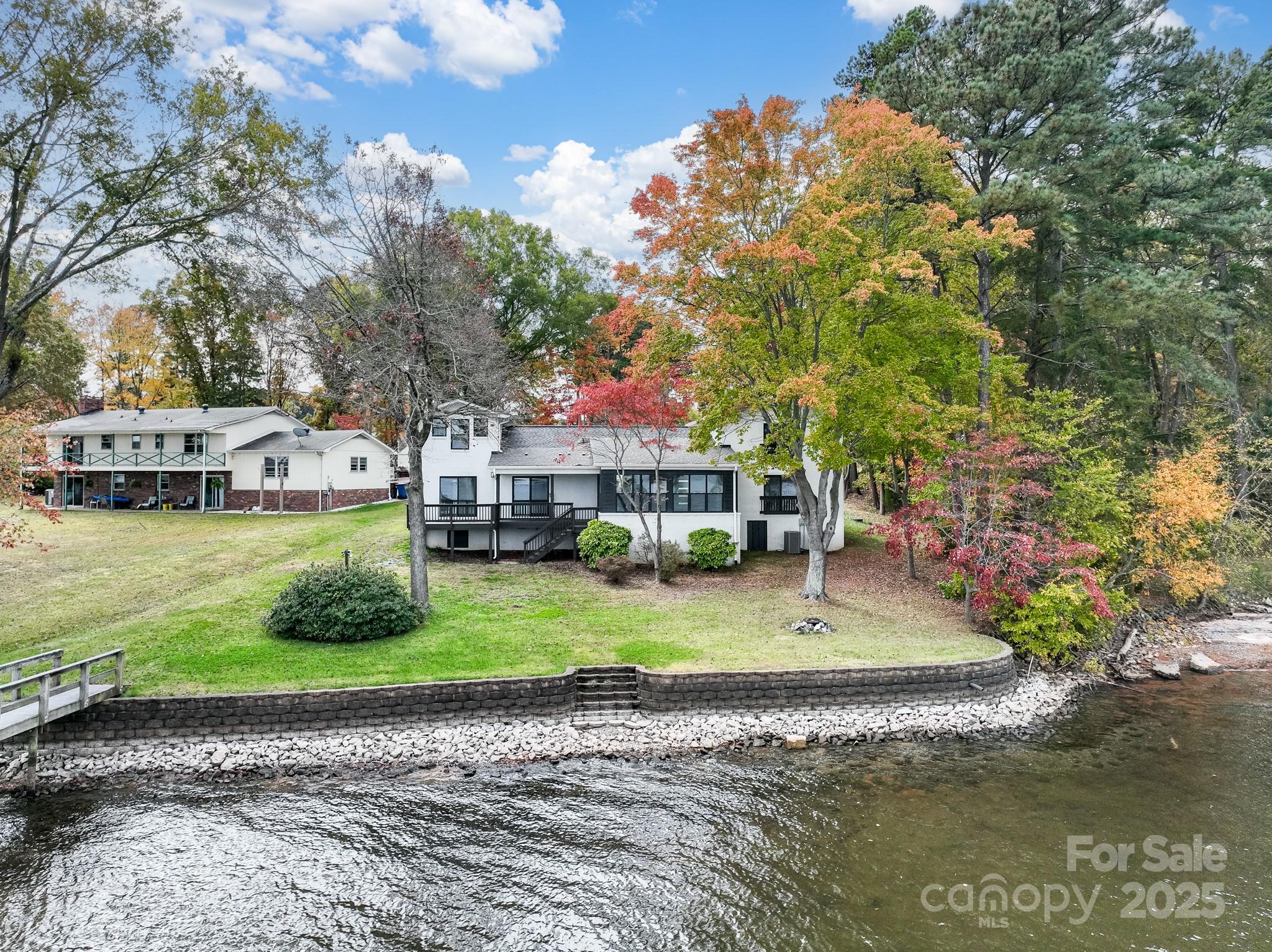 9115 Clement Circle Property Photo 8