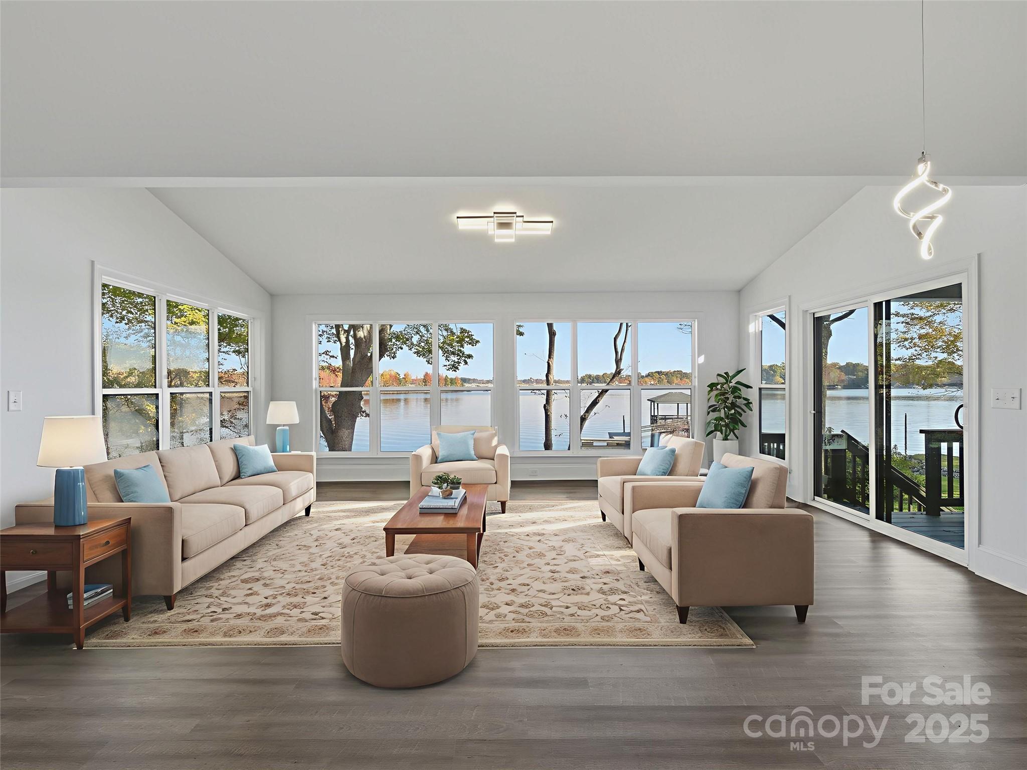 9115 Clement Circle Property Photo 9