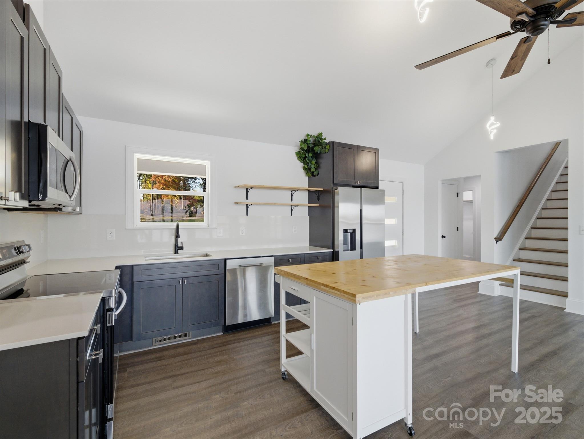 9115 Clement Circle Property Photo 13