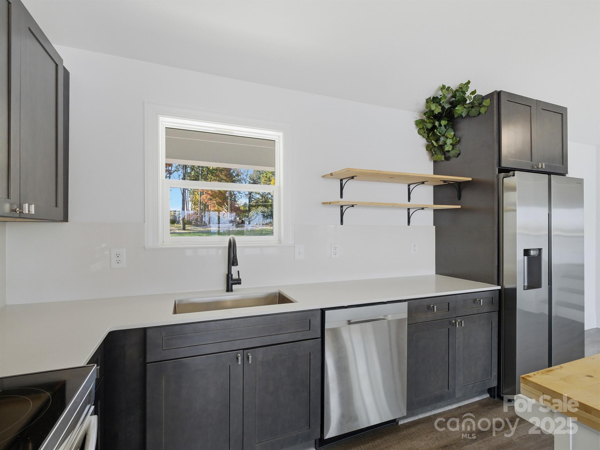 9115 Clement Circle Property Photo 14