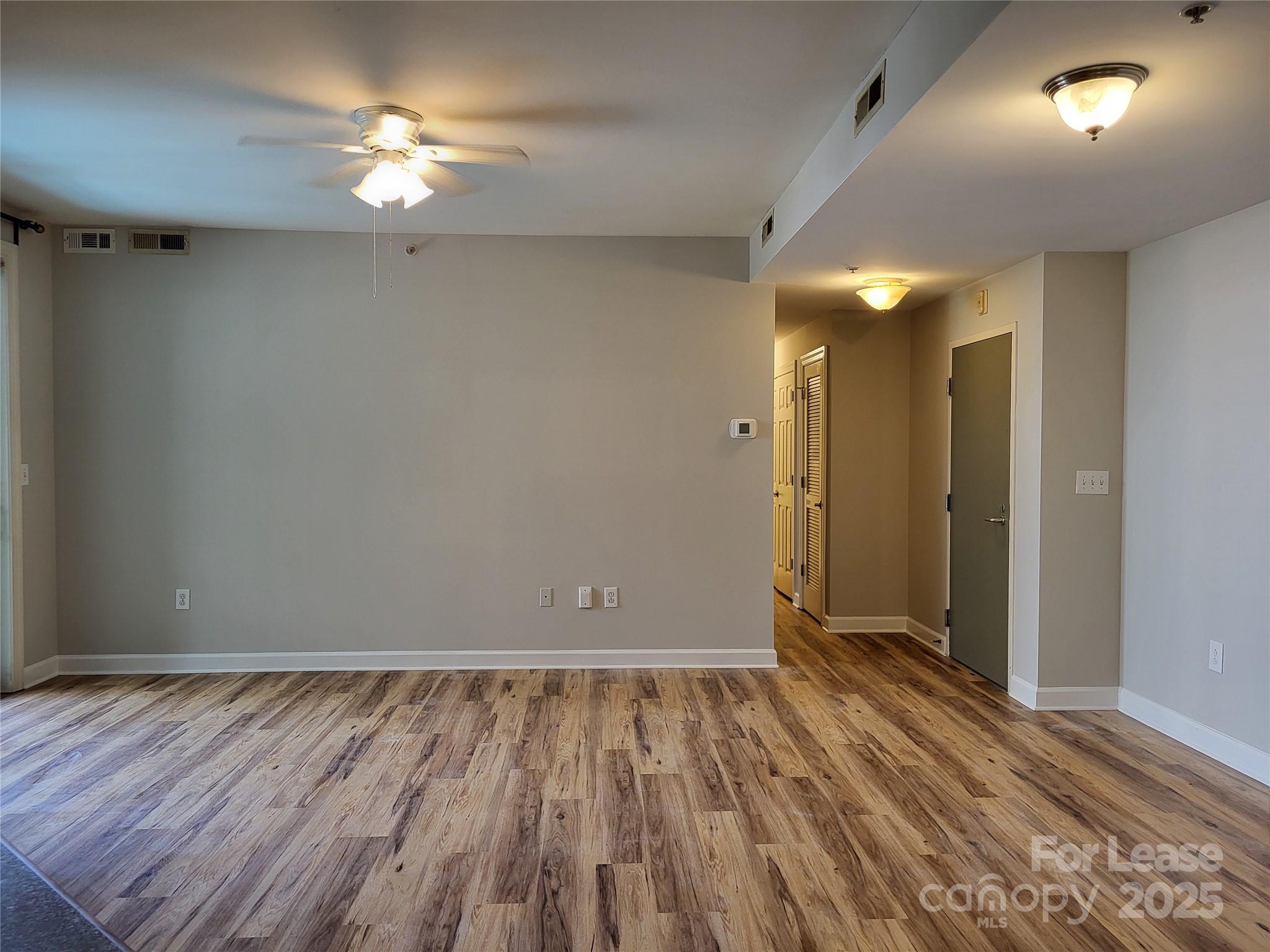 718 W Trade Street 203 Property Photo 4