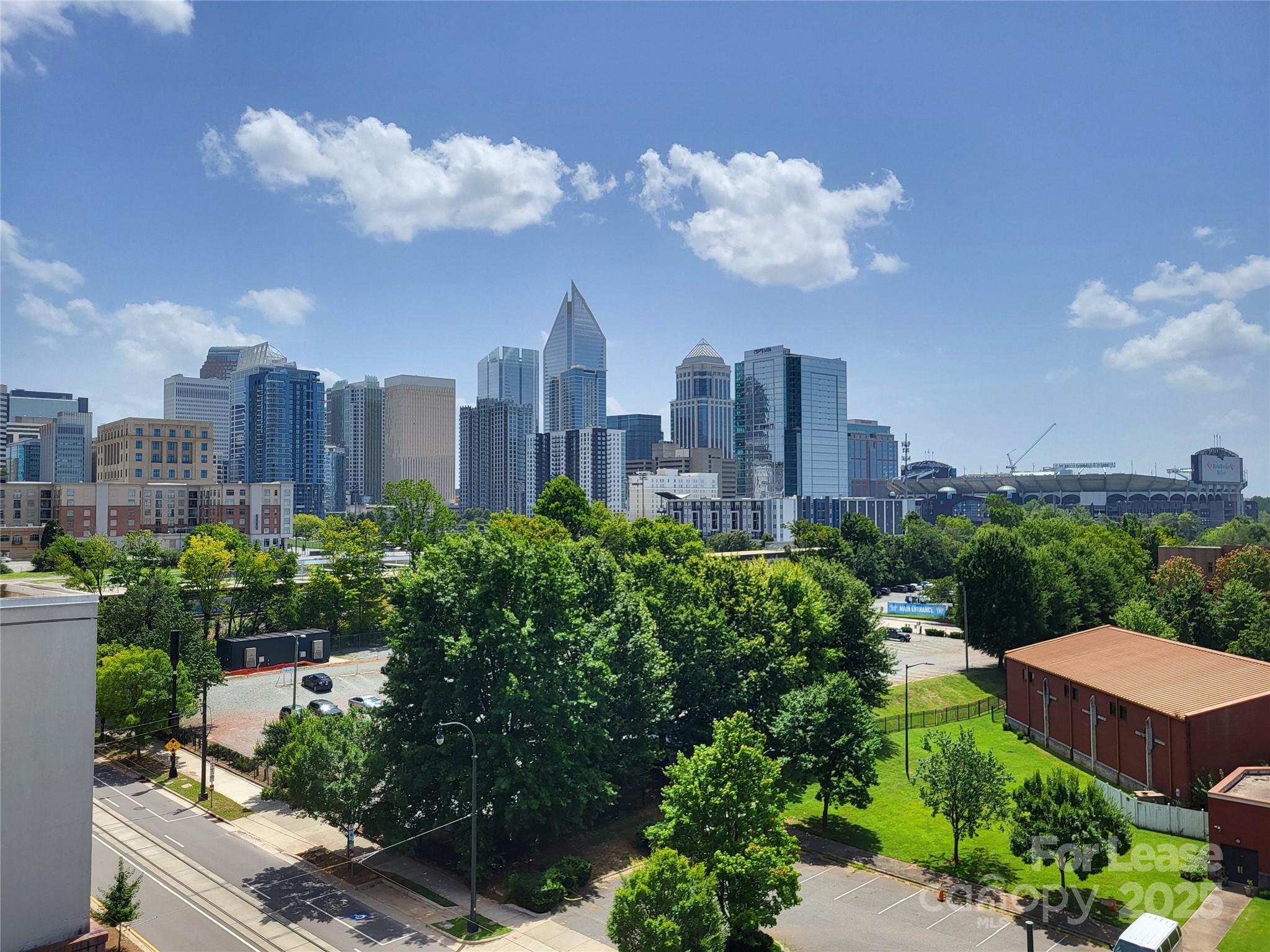 718 W Trade Street 203 Property Photo 14