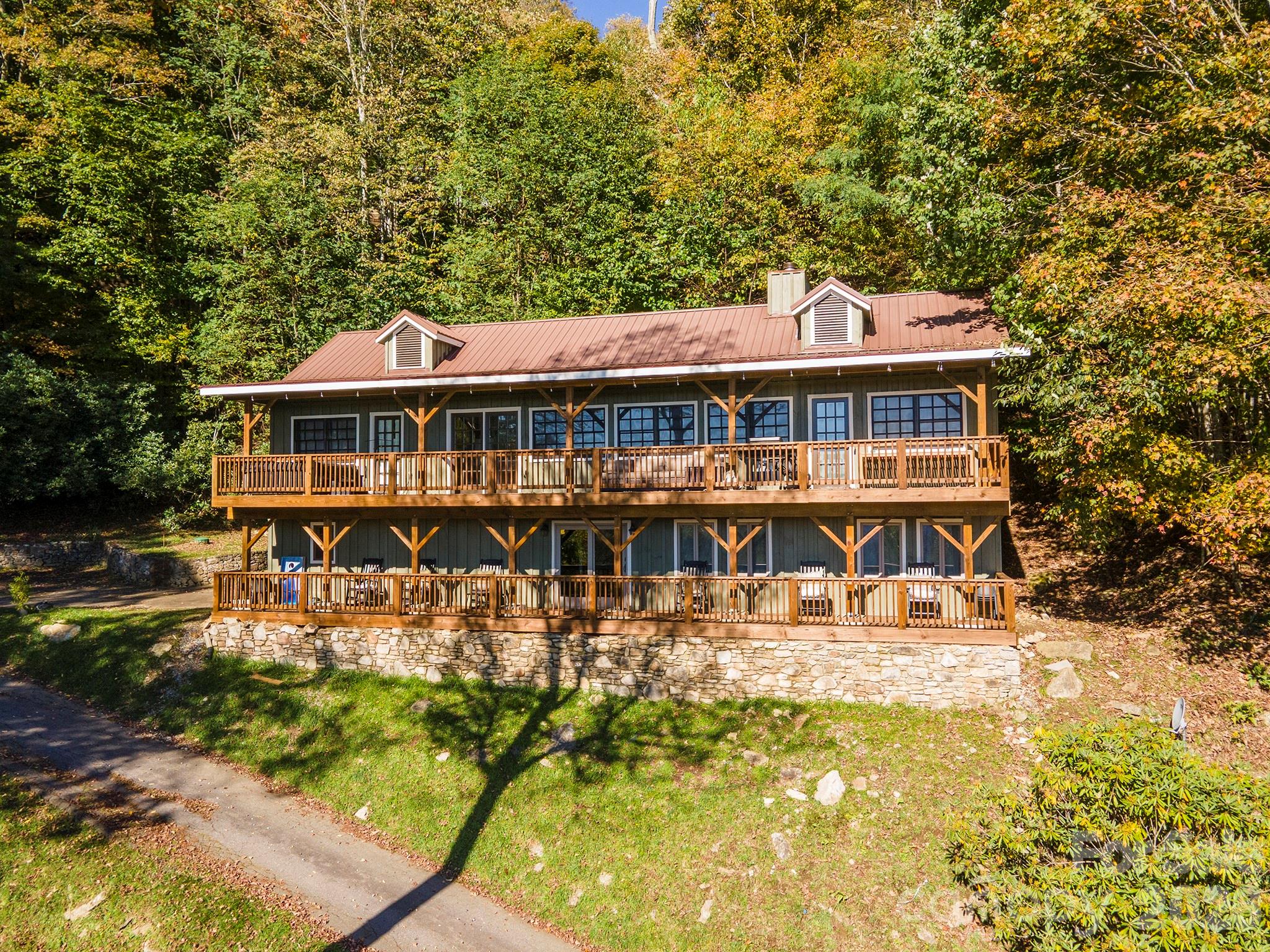 322 Goldenleaf Road Property Photo 12