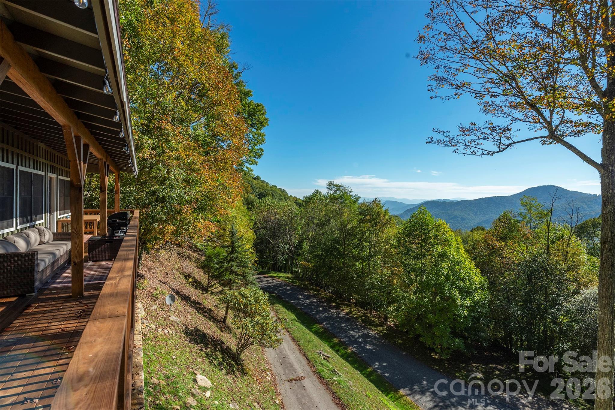 322 Goldenleaf Road Property Photo 17