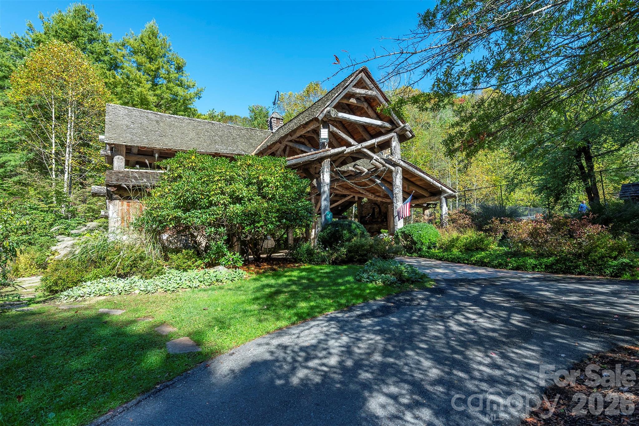 322 Goldenleaf Road Property Photo 44