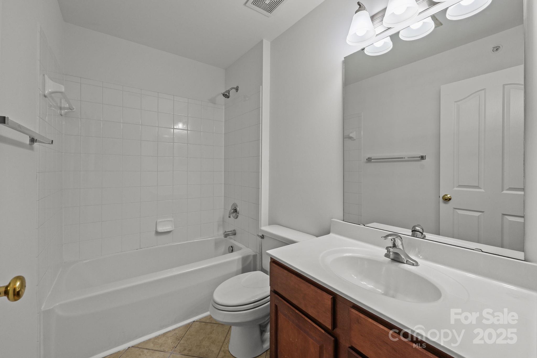 9950 Hyde Glen Court Property Photo 23