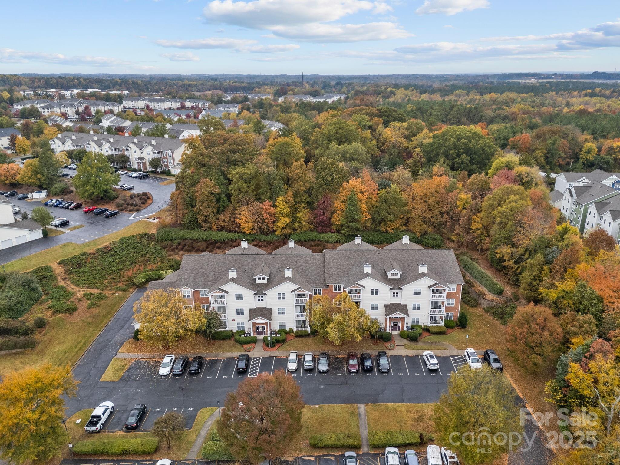 9950 Hyde Glen Court Property Photo 31