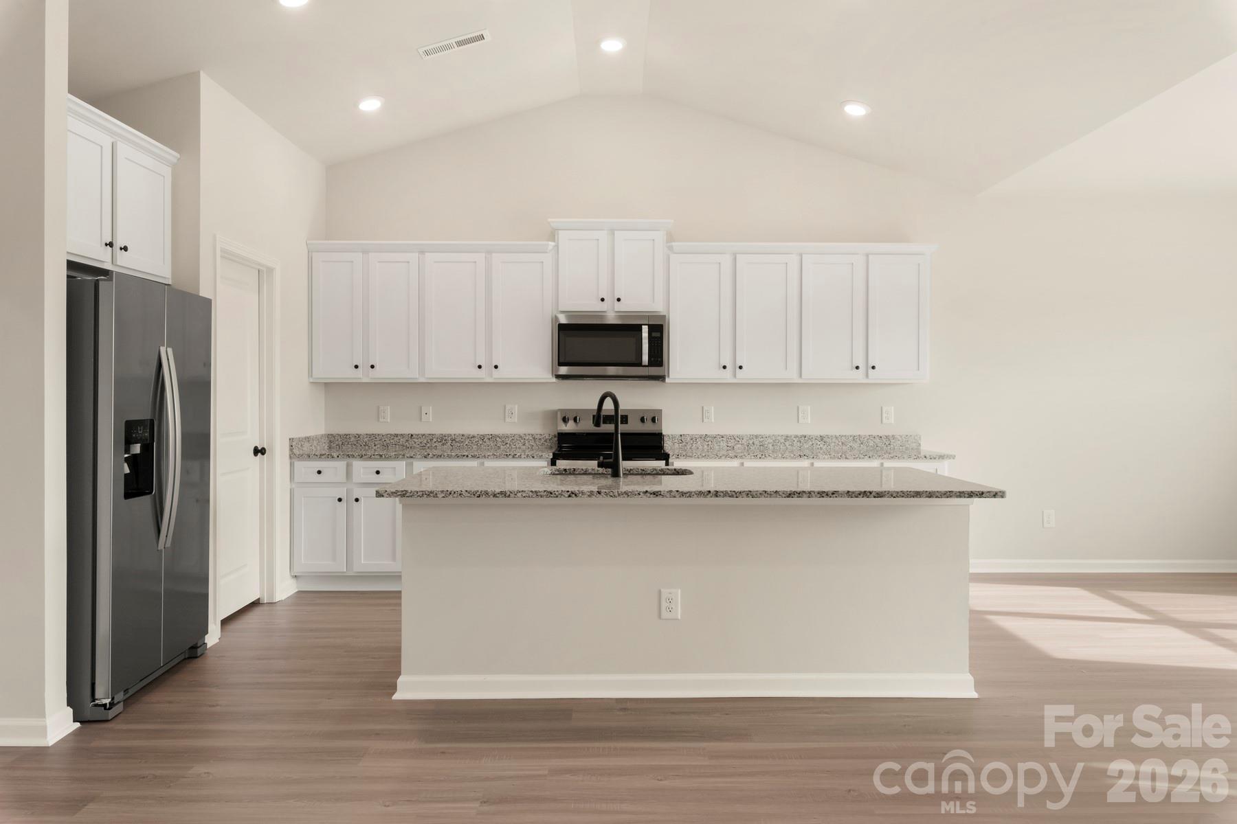 290 Limestone Terrace Property Photo 7