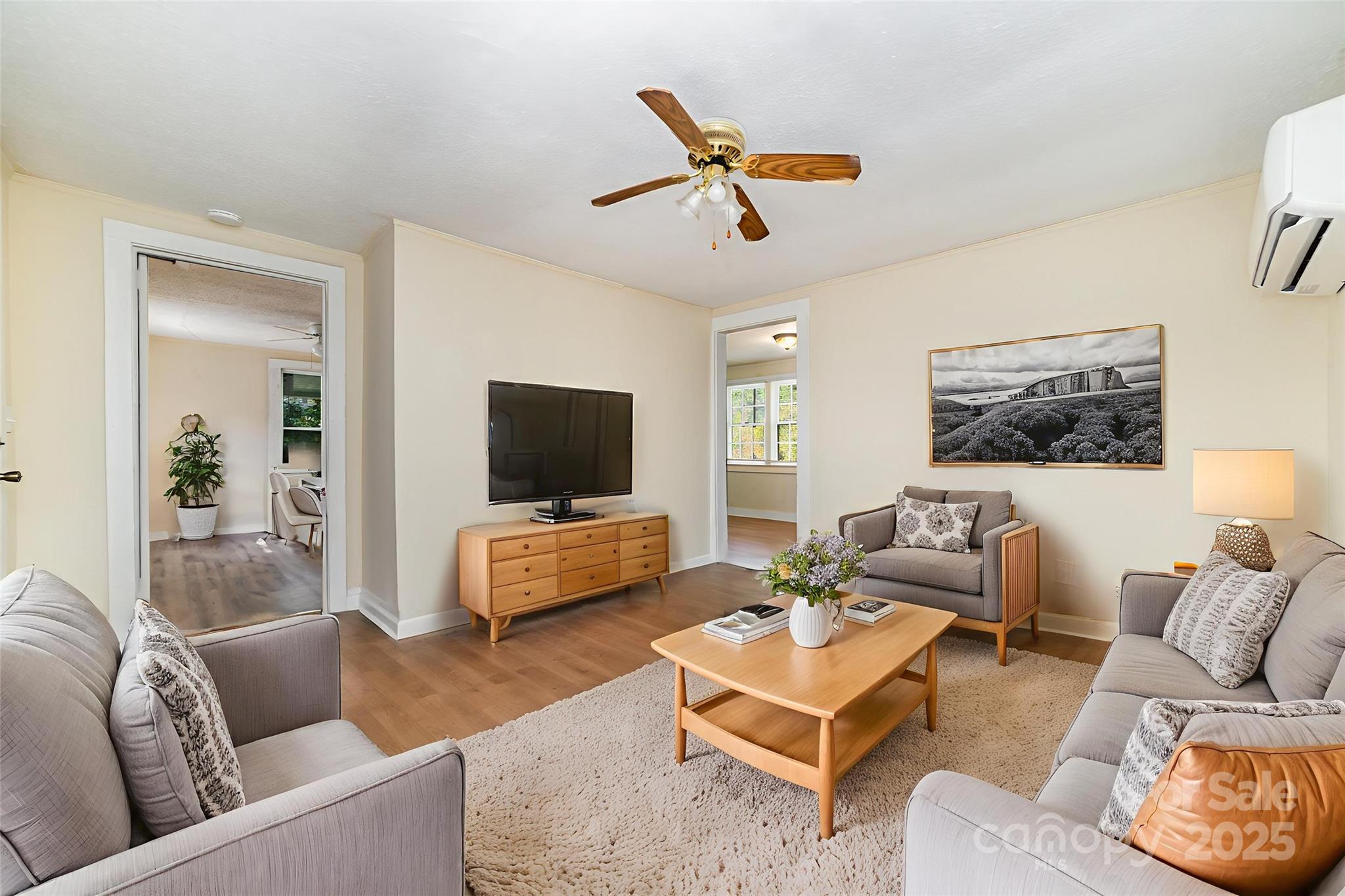 1028 East Drive Property Photo 12