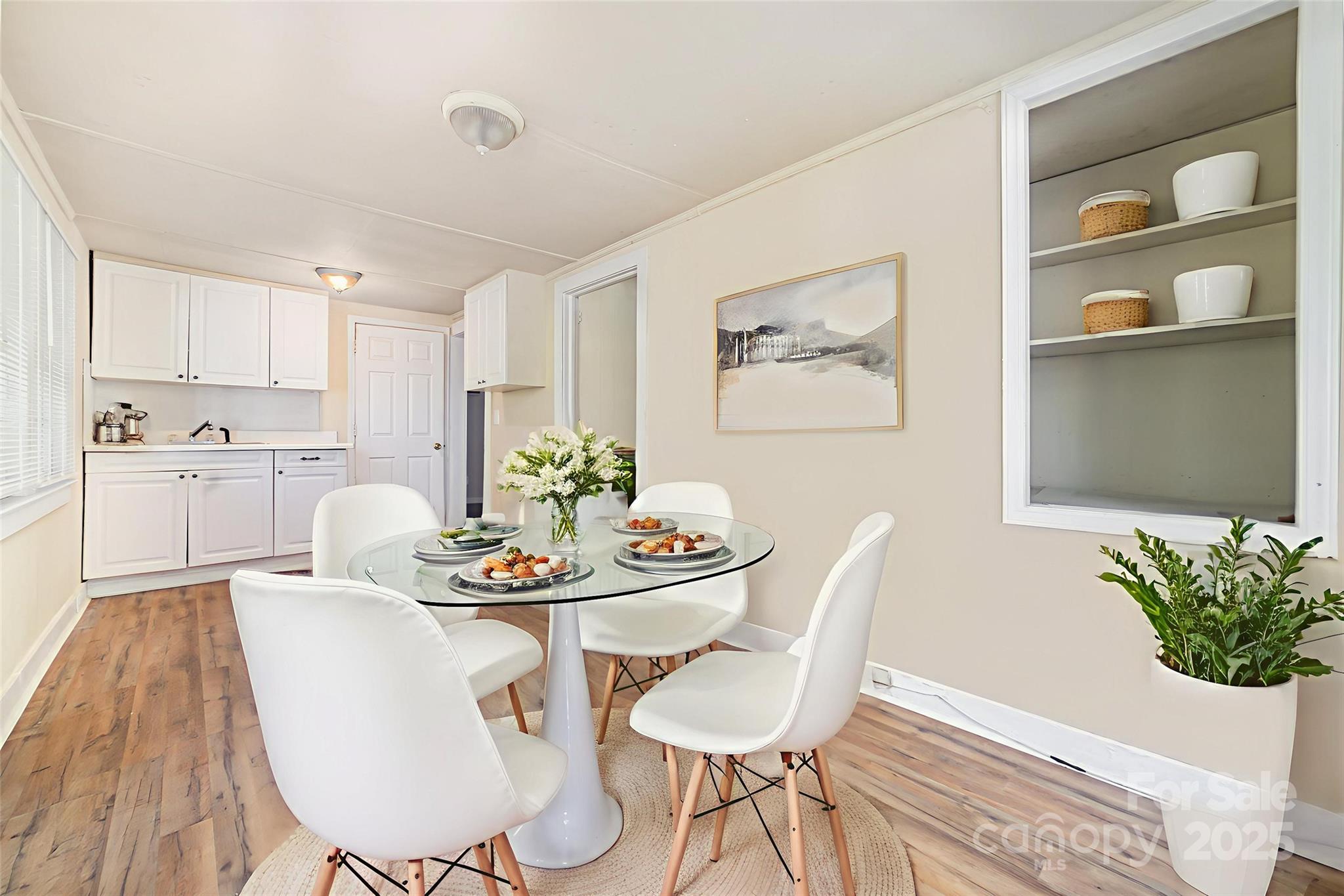 1028 East Drive Property Photo 16