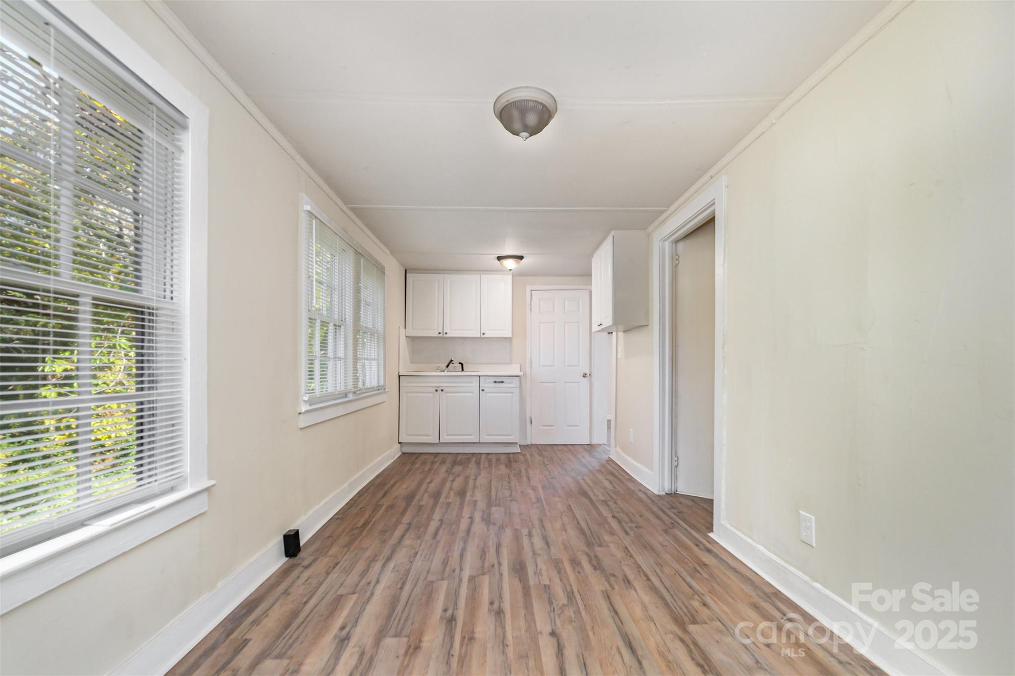 1028 East Drive Property Photo 38