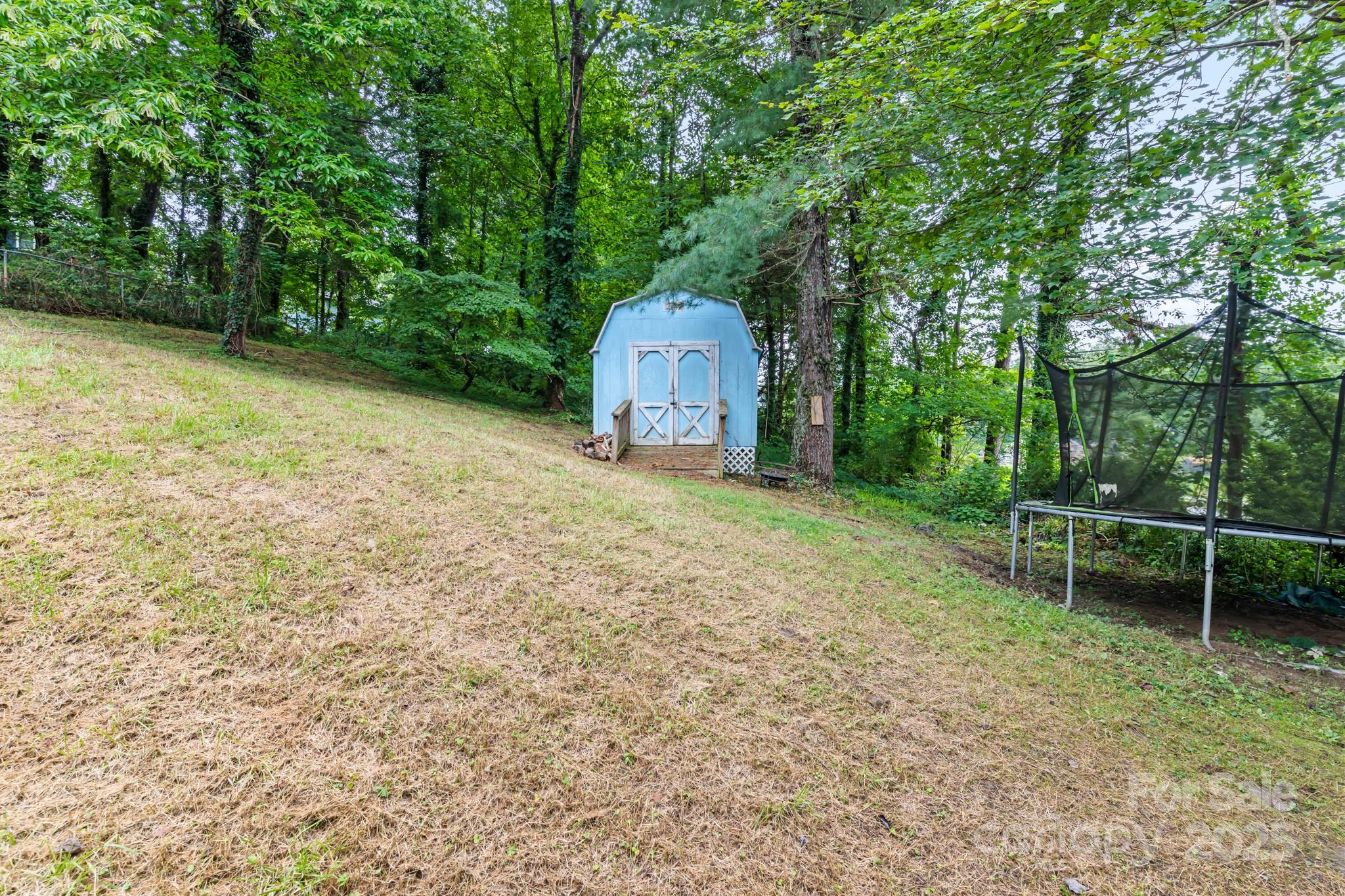 1 Eastcrest Drive Property Photo 5