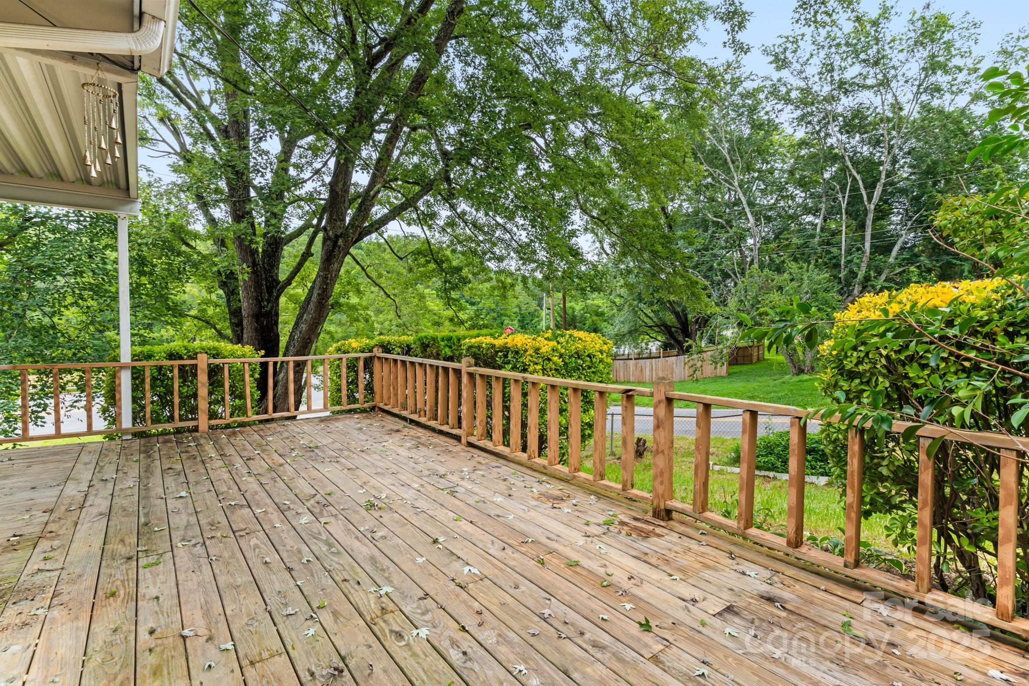 1 Eastcrest Drive Property Photo 8