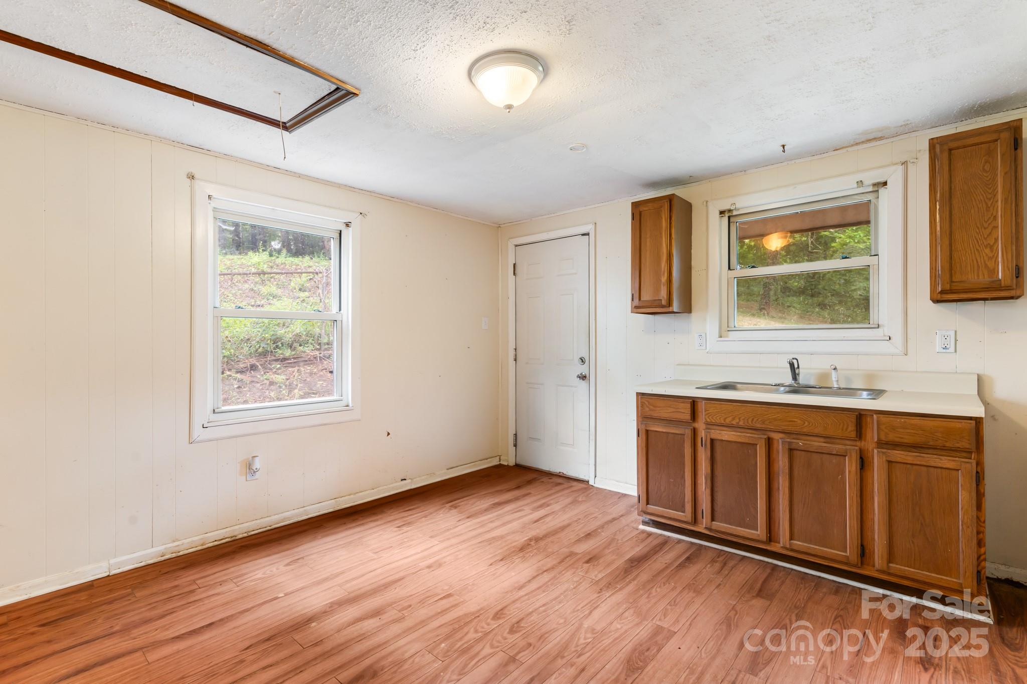 1 Eastcrest Drive Property Photo 21