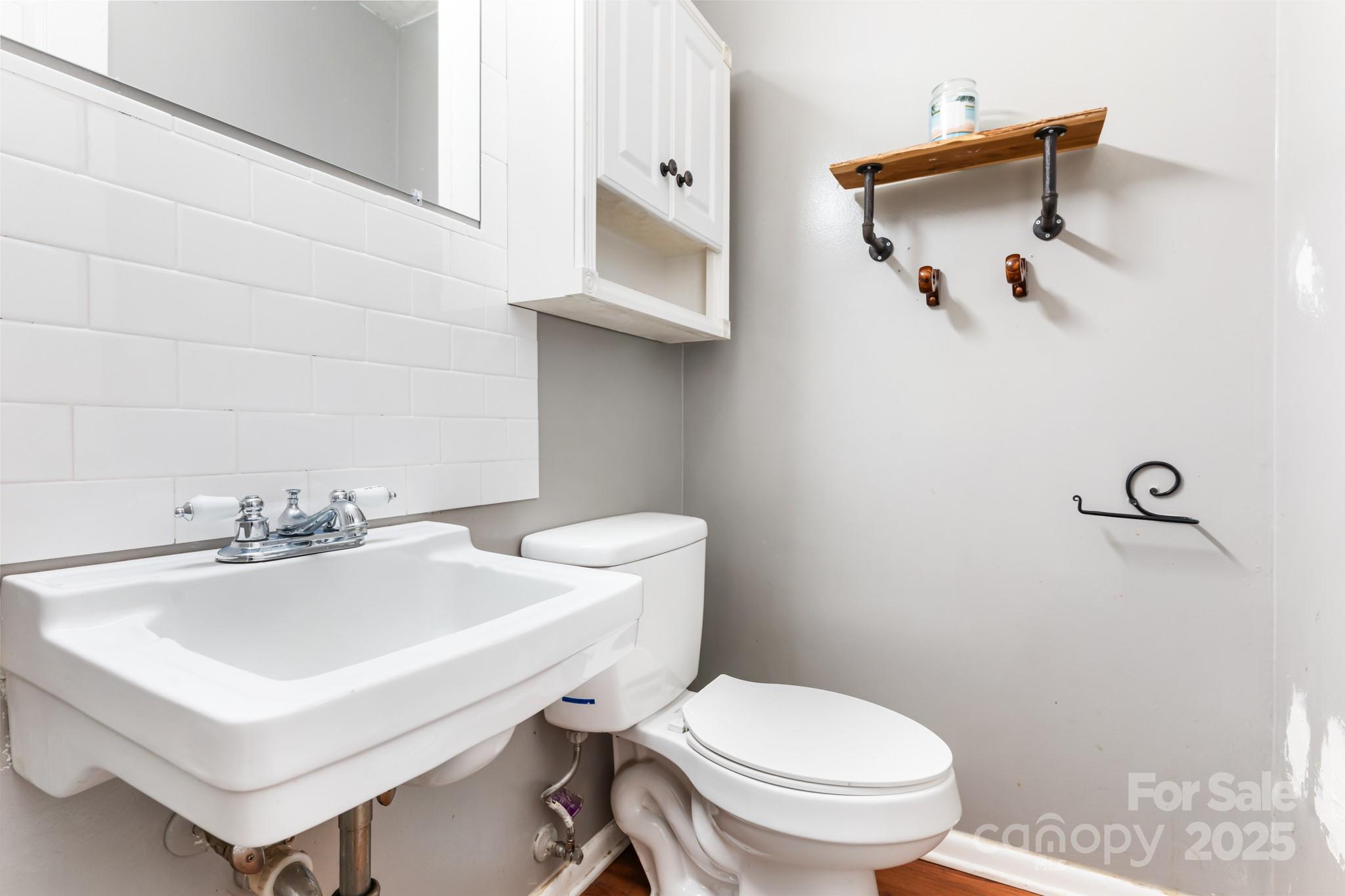 1 Eastcrest Drive Property Photo 24