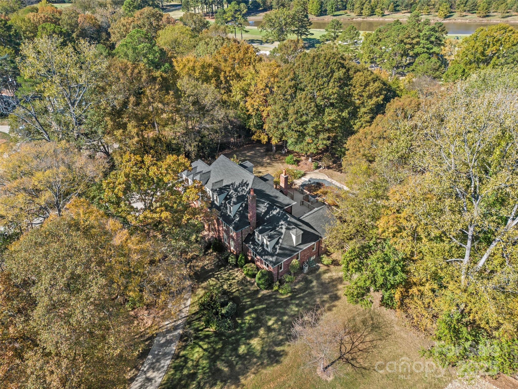 5500 Five Knolls Drive Property Photo 7