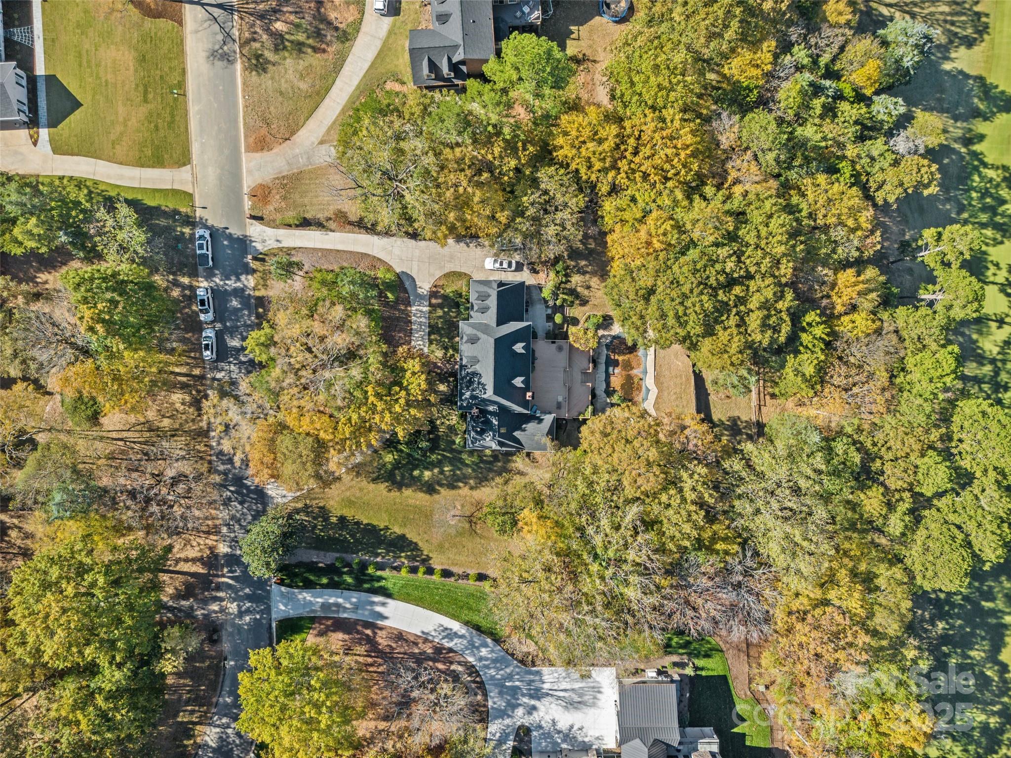 5500 Five Knolls Drive Property Photo 9