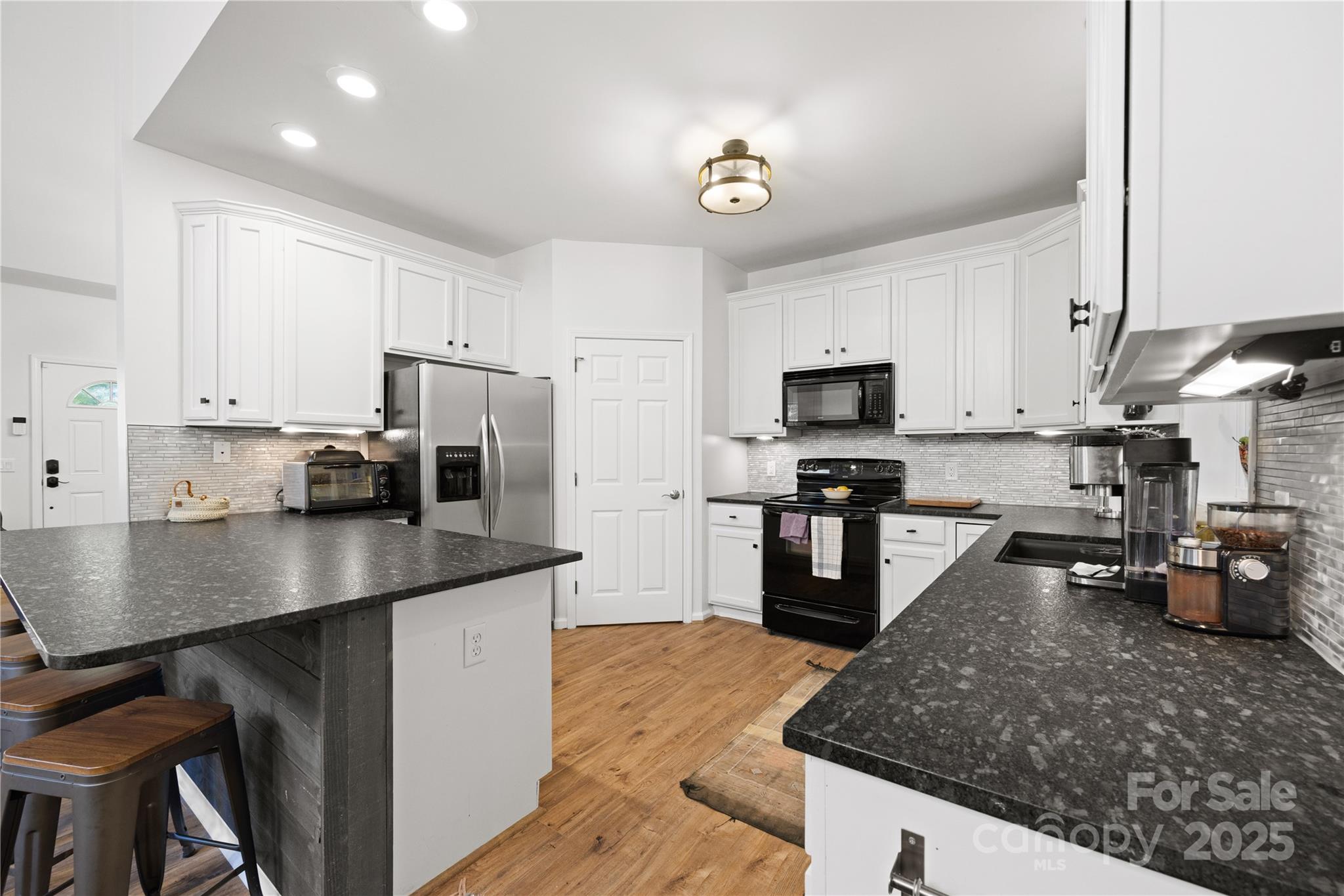 1308 Bell Mountain Road Property Photo 9