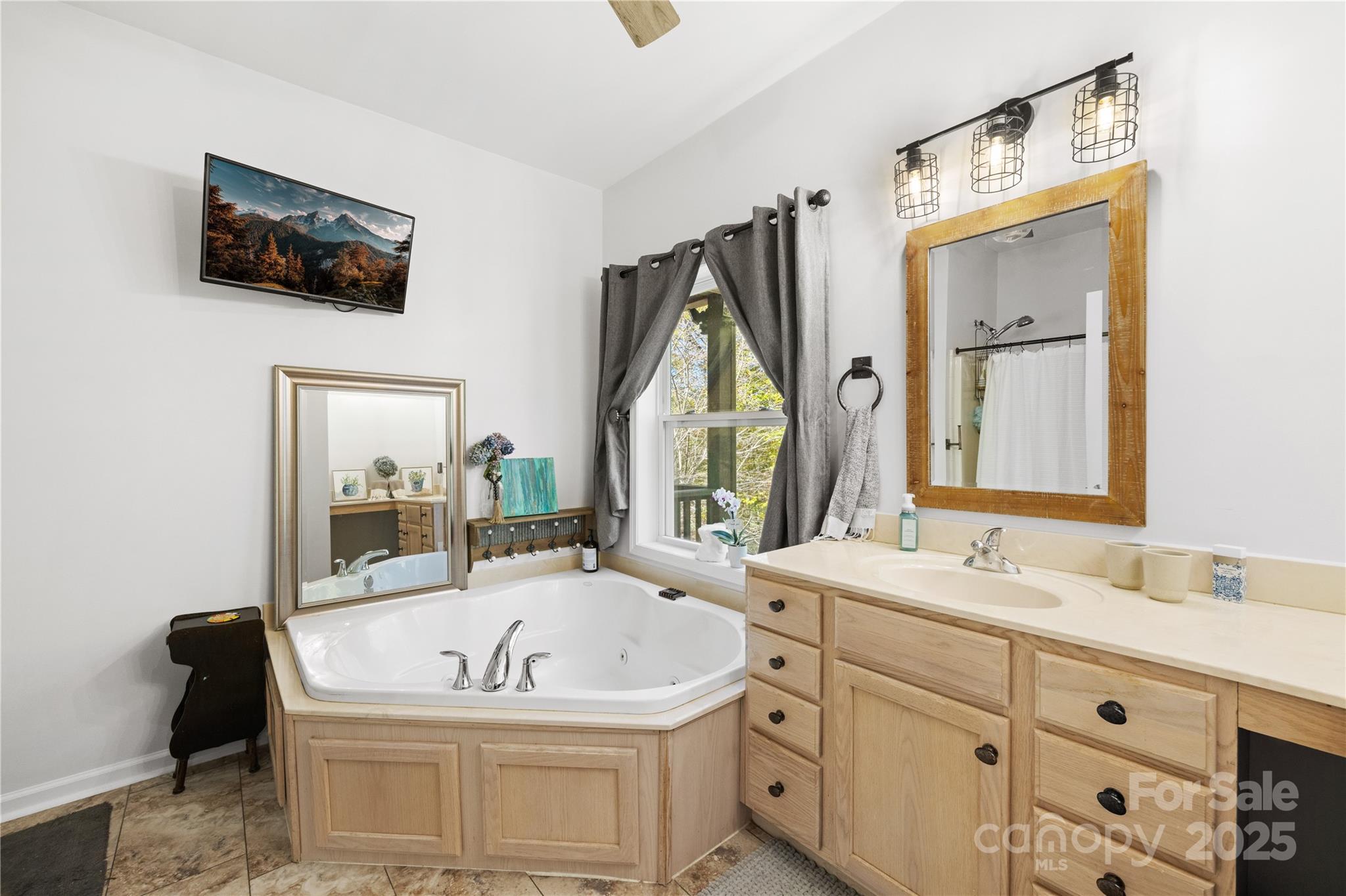 1308 Bell Mountain Road Property Photo 21