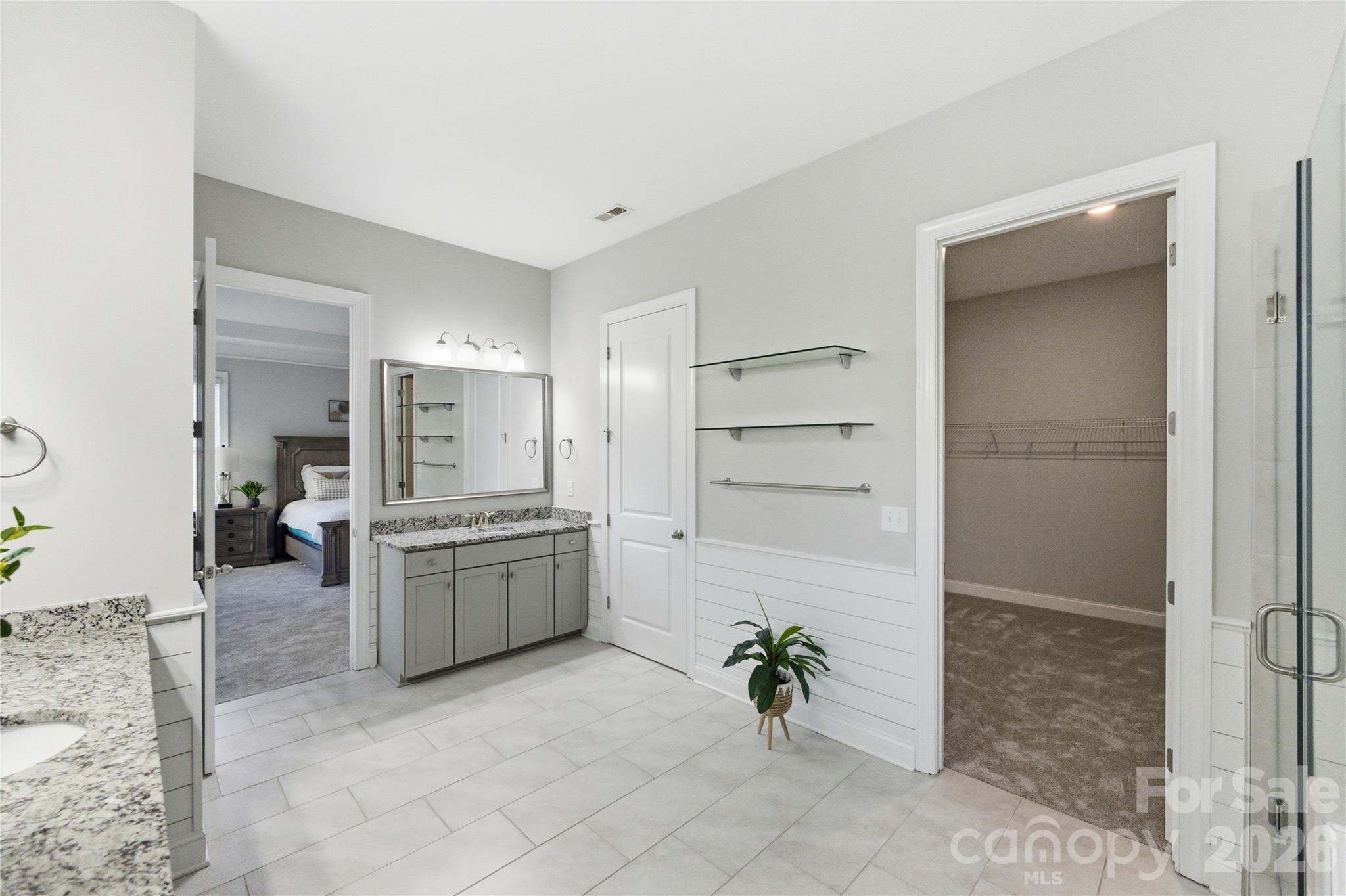 194 Forsythia Lane Property Photo 25