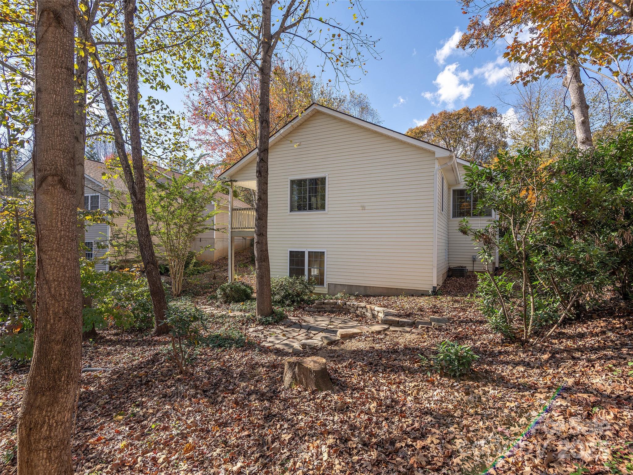 111 Wildwood Forest Lane Property Photo 17