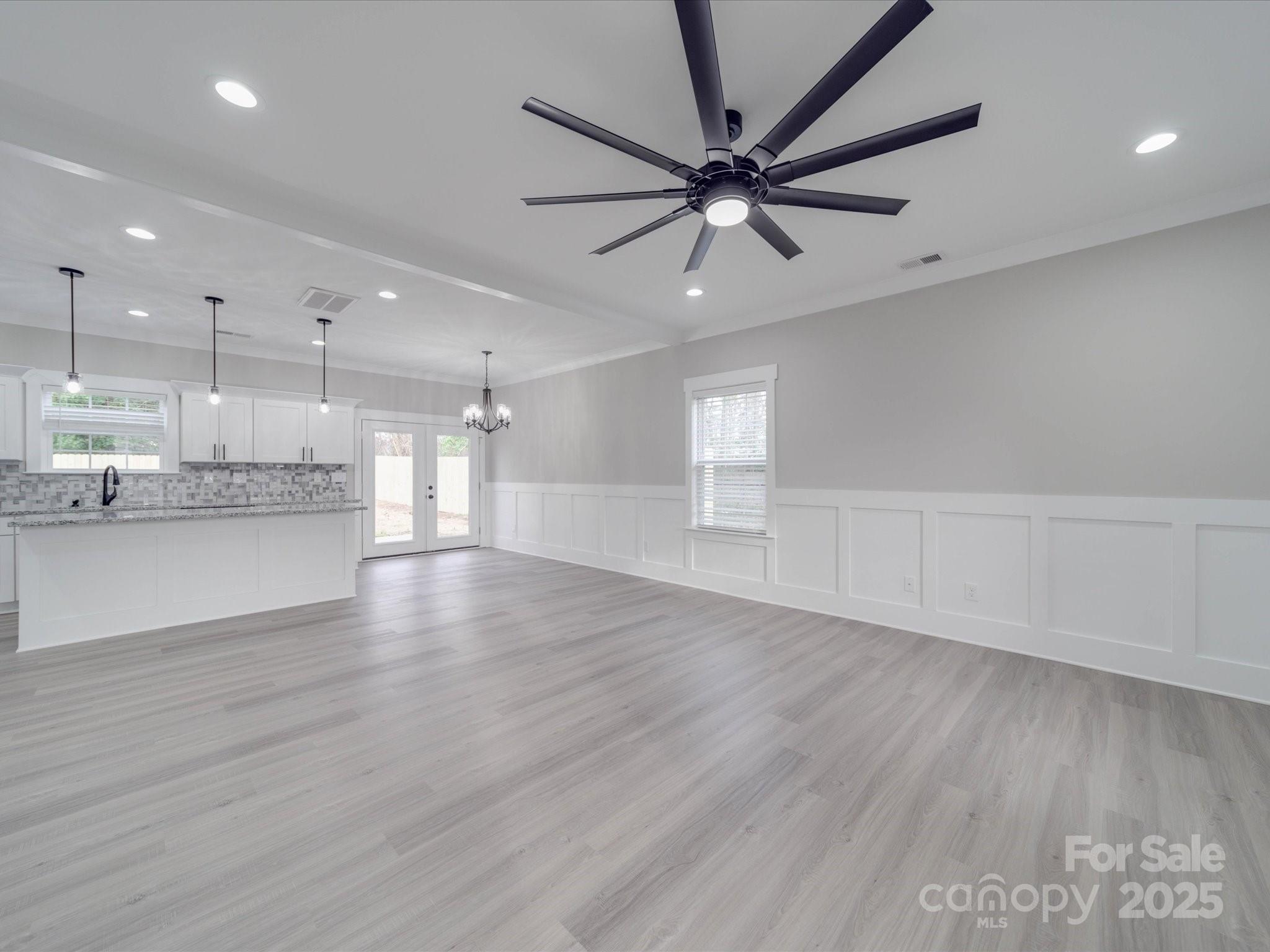 1107 Greenwood Street Property Photo 9