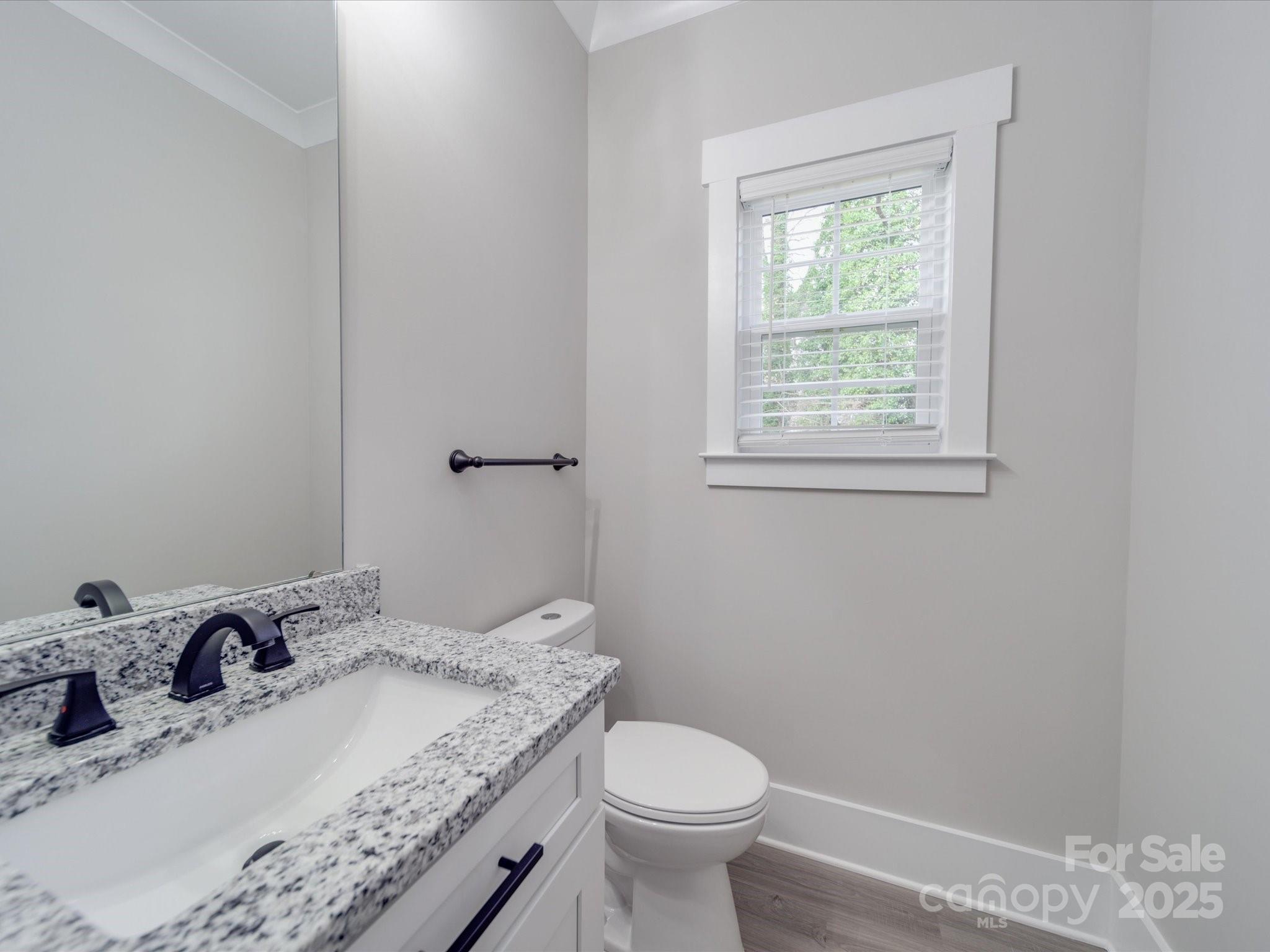 1107 Greenwood Street Property Photo 16