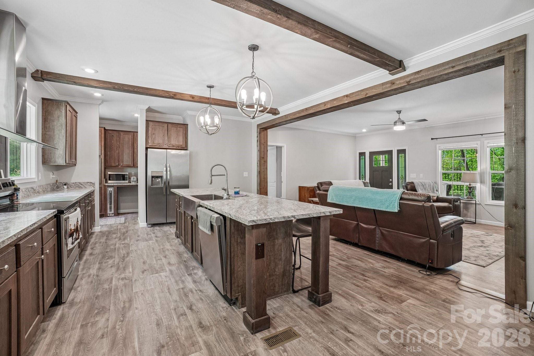 590 Willow Lane Property Photo 11