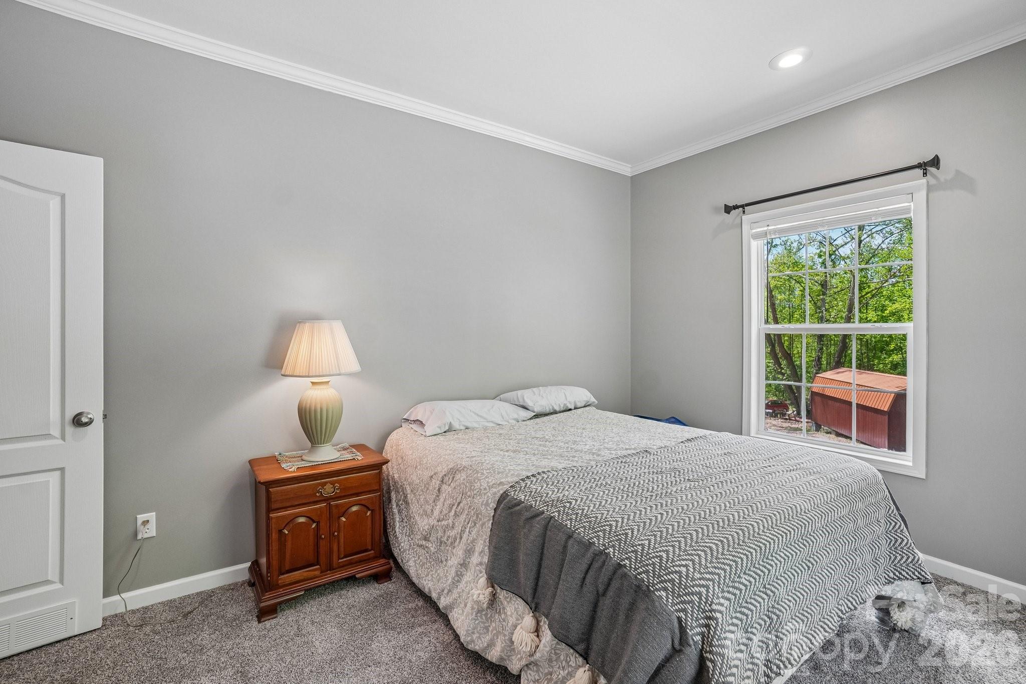 590 Willow Lane Property Photo 15