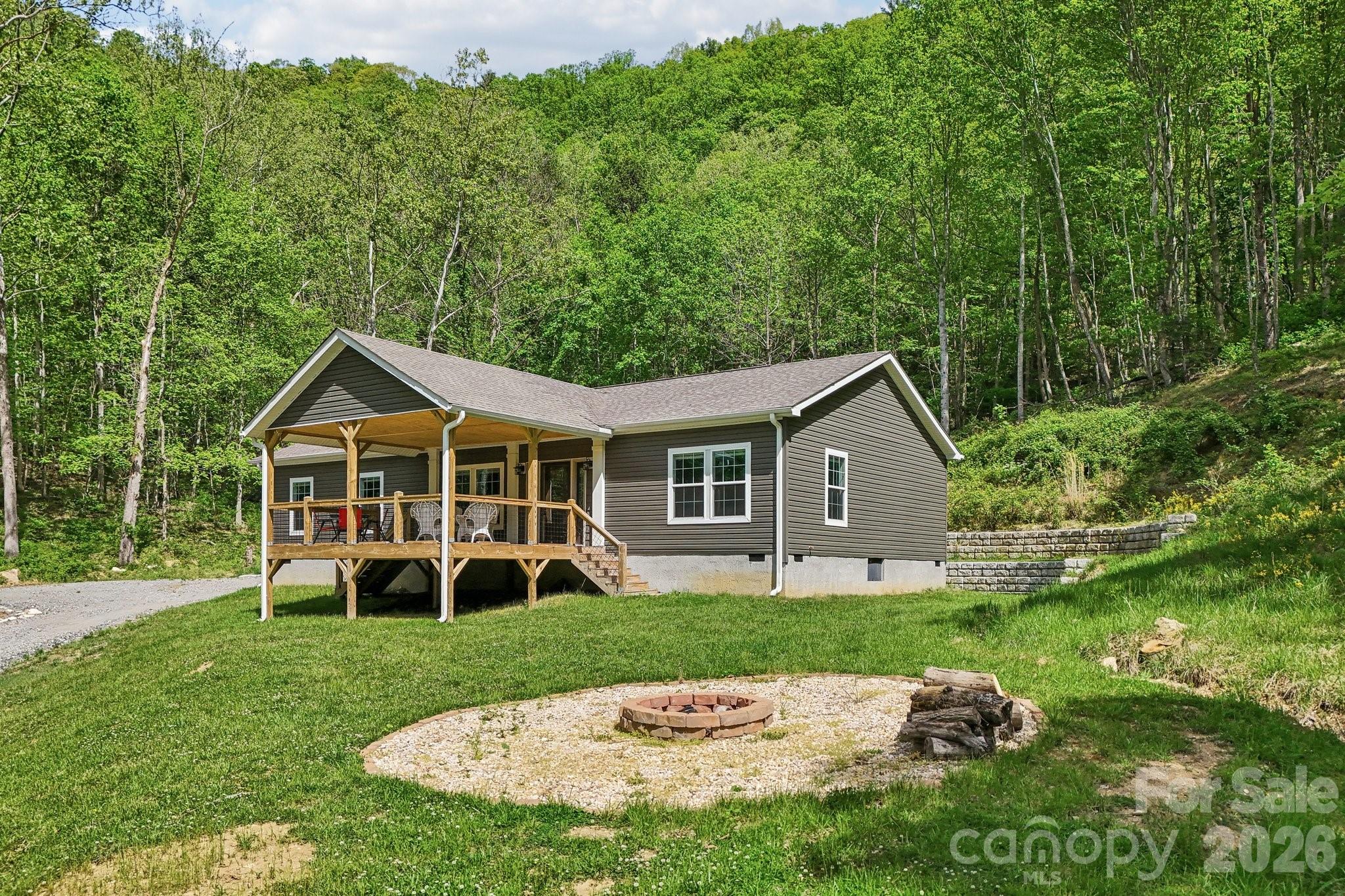 590 Willow Lane Property Photo 30