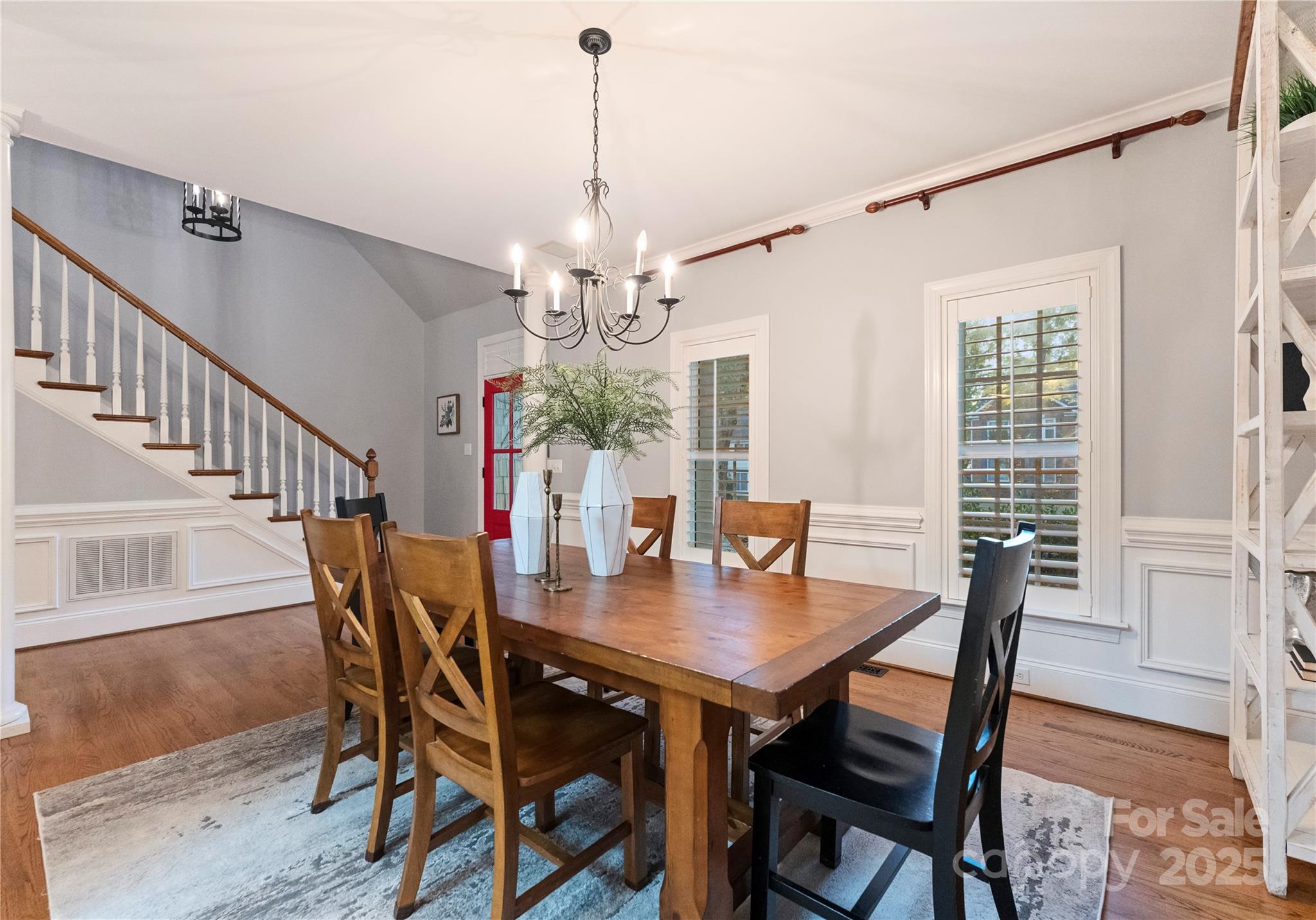 6011 Hunter Lane Property Photo 13