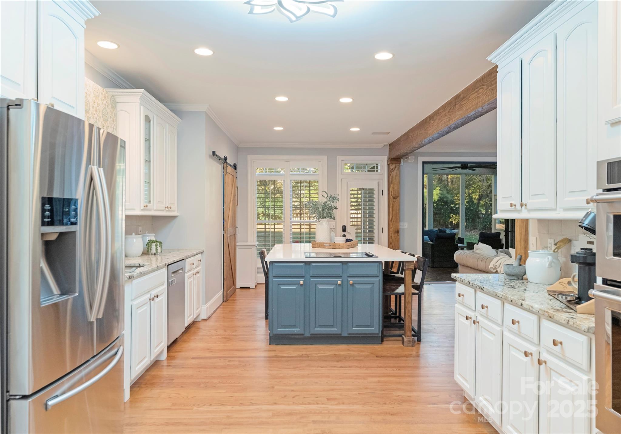 6011 Hunter Lane Property Photo 17