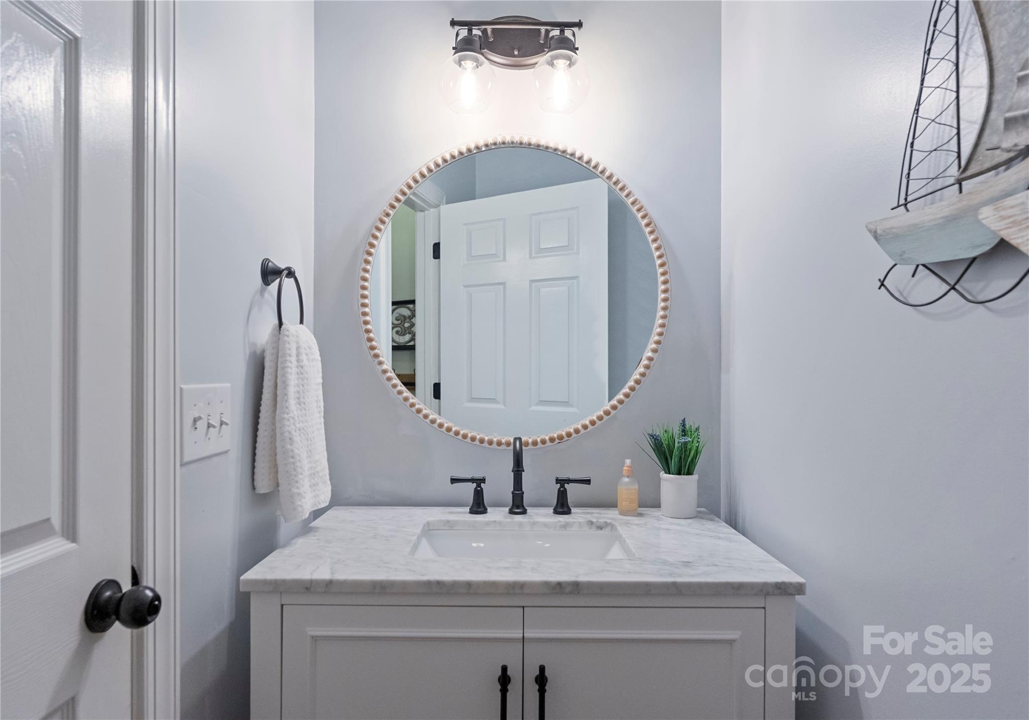 6011 Hunter Lane Property Photo 27