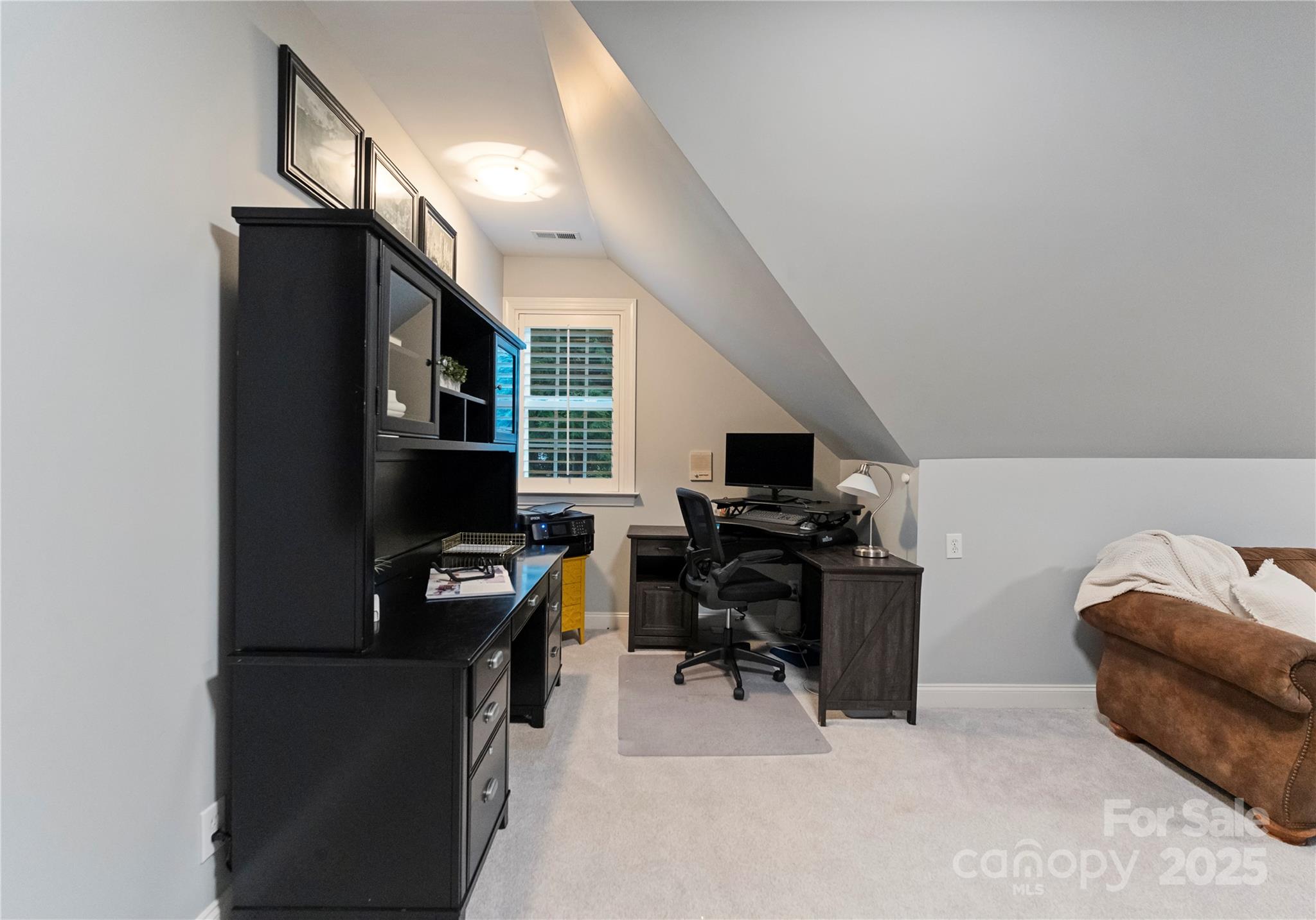 6011 Hunter Lane Property Photo 33