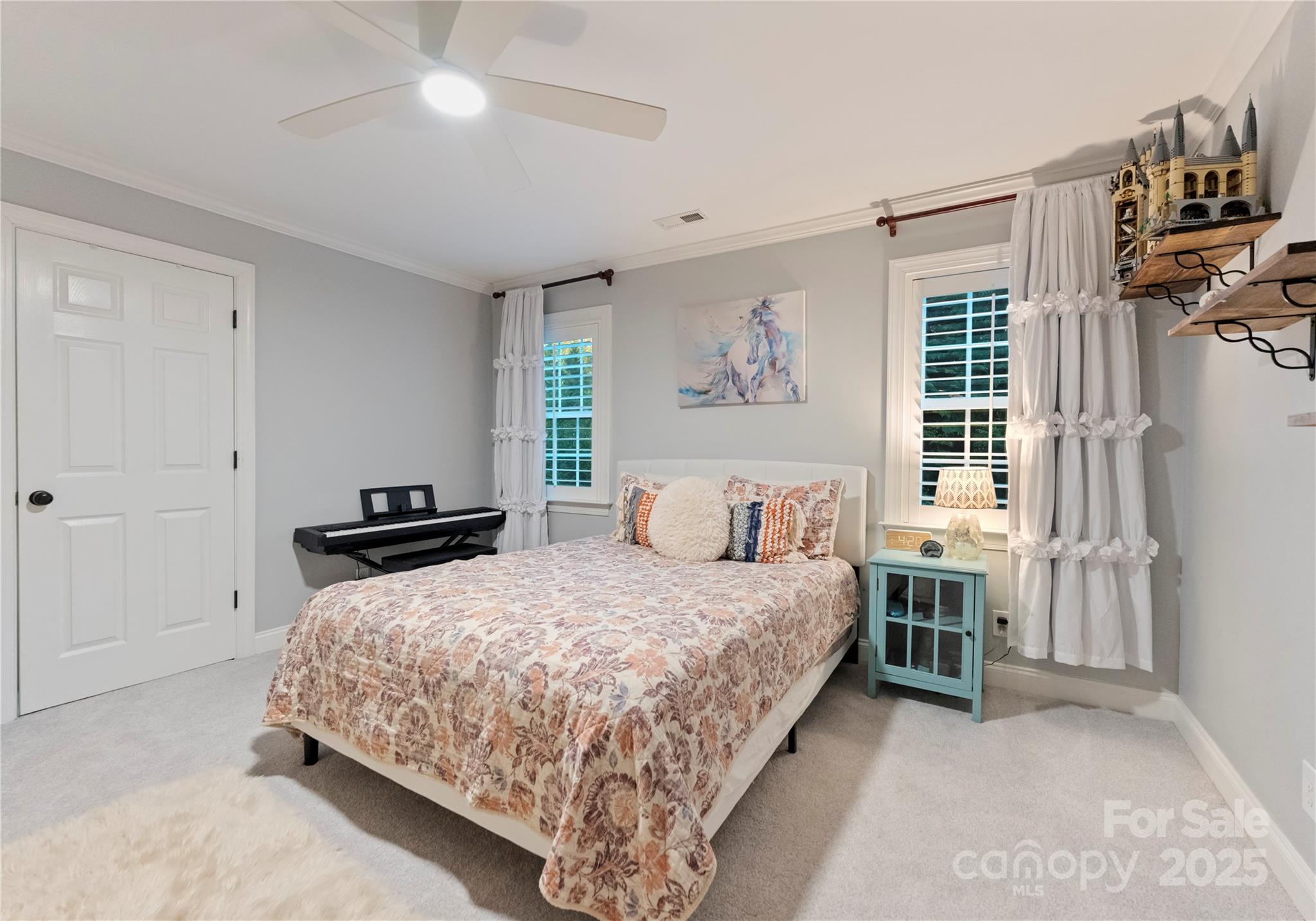 6011 Hunter Lane Property Photo 37