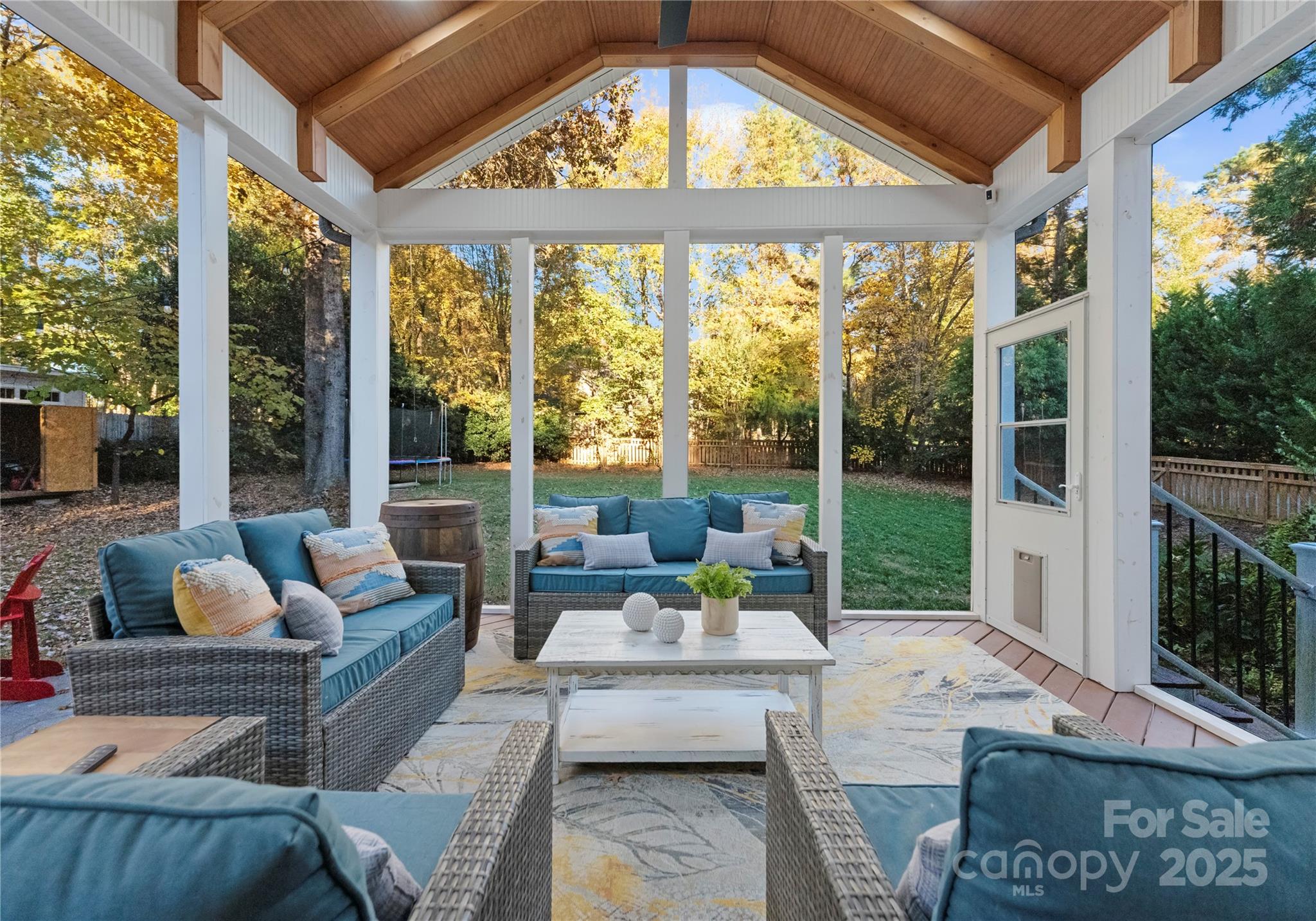 6011 Hunter Lane Property Photo 44