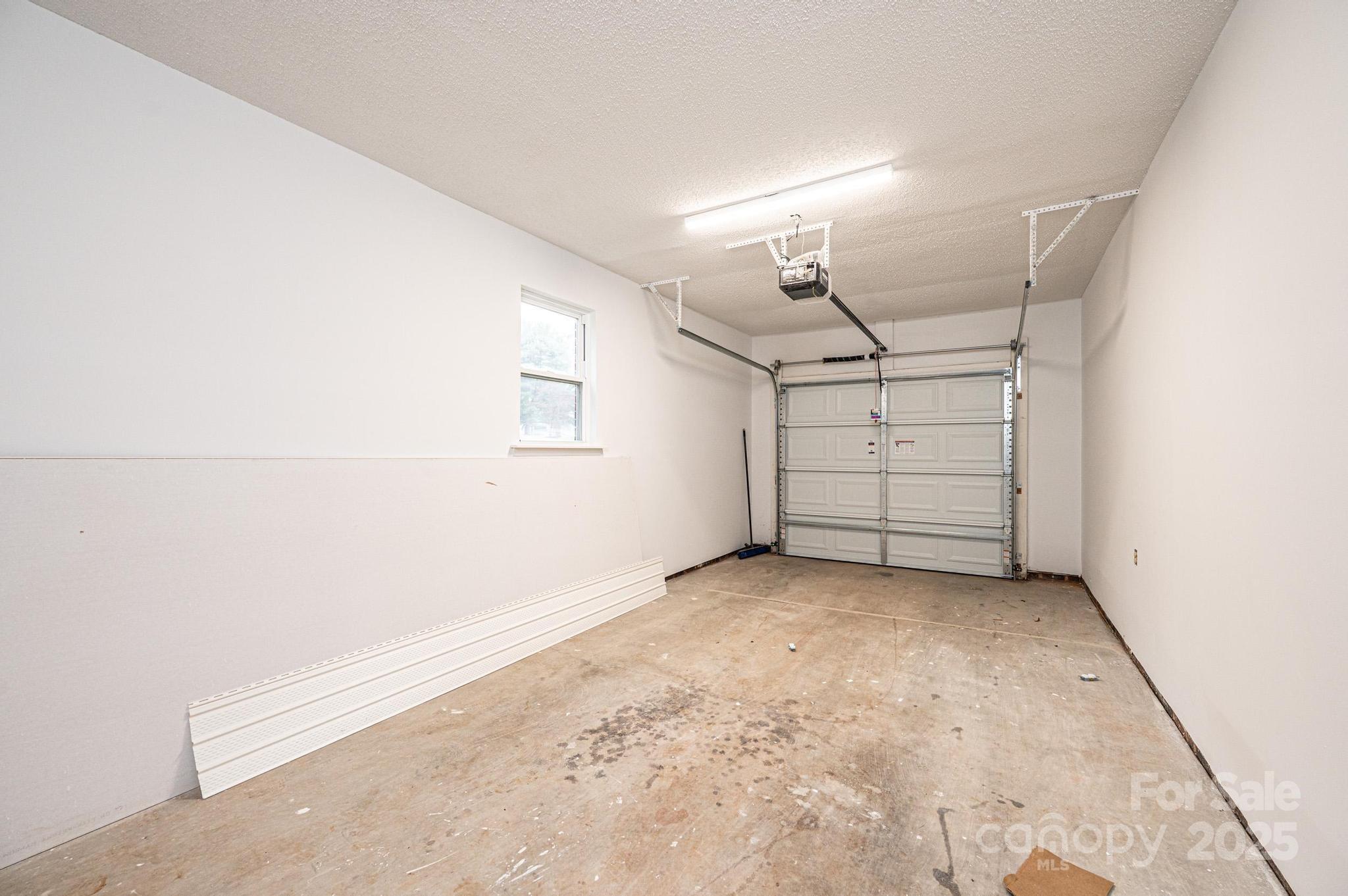 403 Forest Drive Property Photo 14