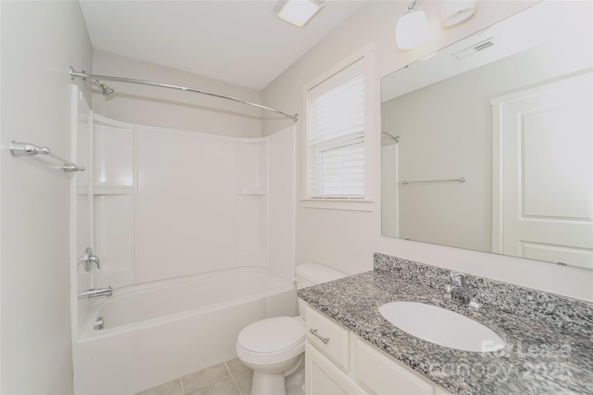 8043 Gleen Oak Lane Property Photo 3