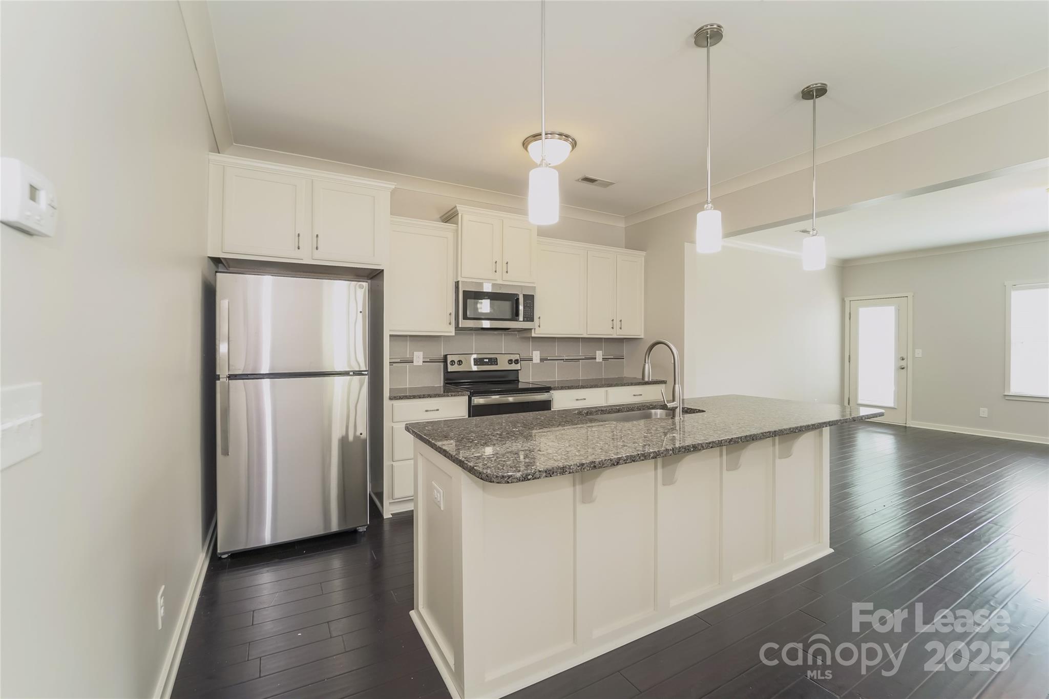 8043 Gleen Oak Lane Property Photo 8