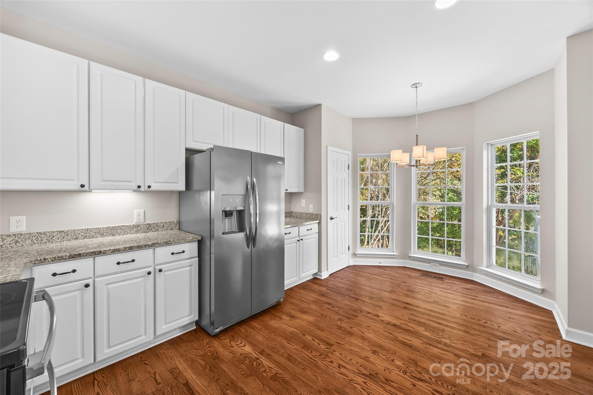 6631 Harburn Forest Drive Property Photo 9