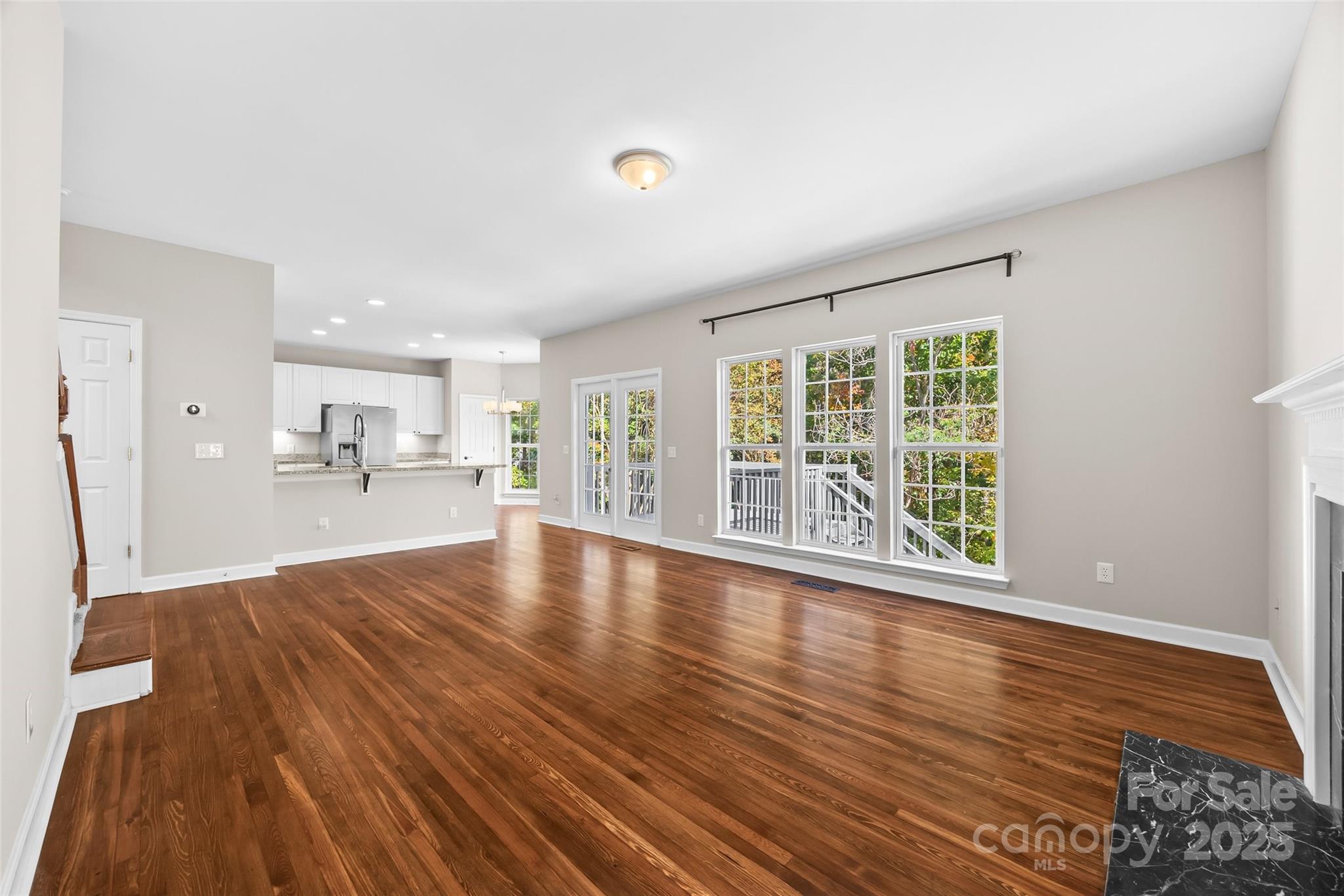 6631 Harburn Forest Drive Property Photo 14